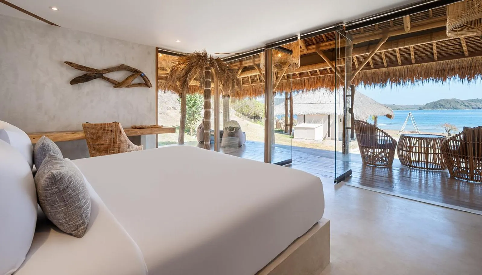 Bedroom in Bleu MATHIS Gili Asahan