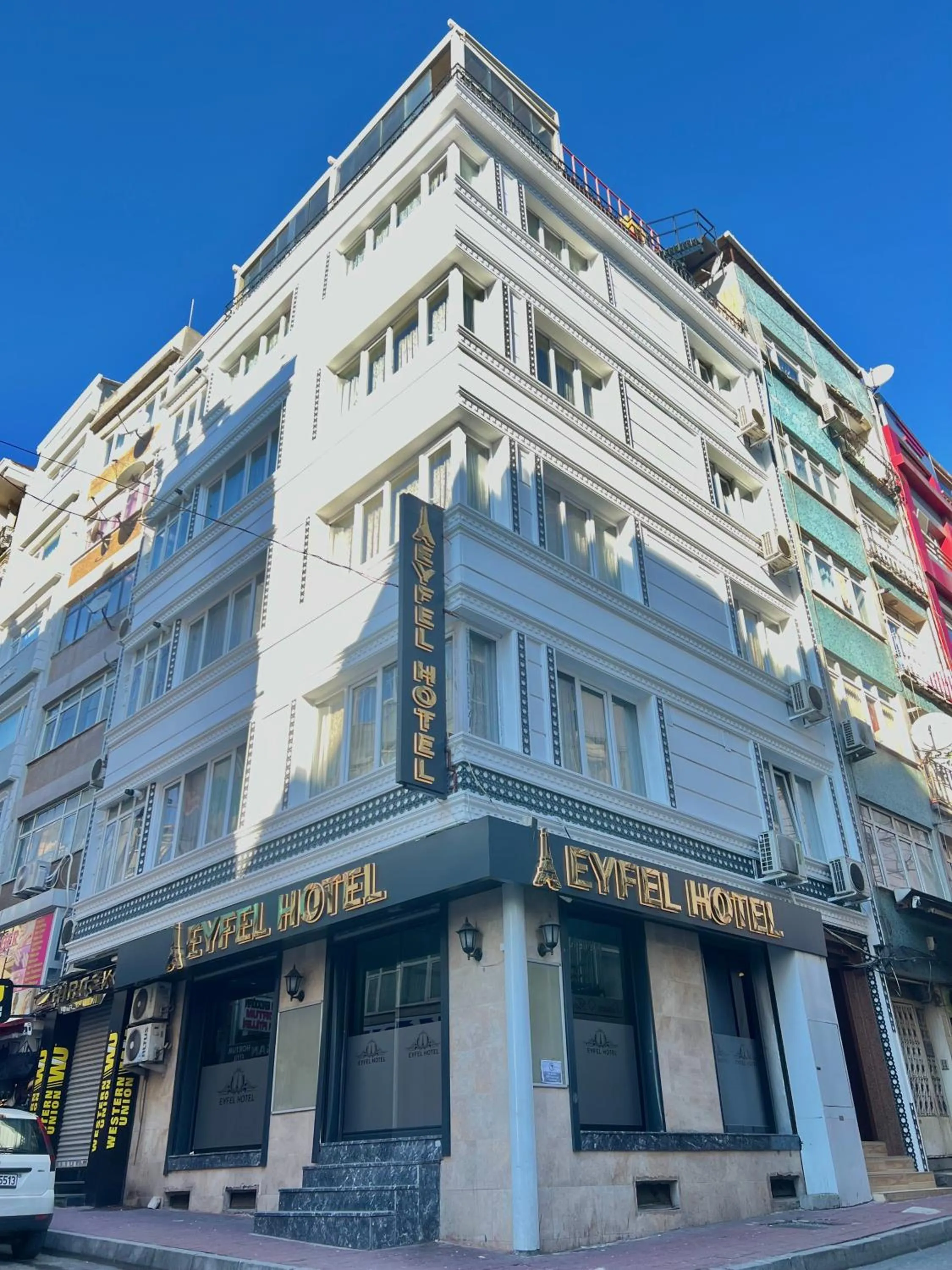 Property building in EYFEL HOTEL