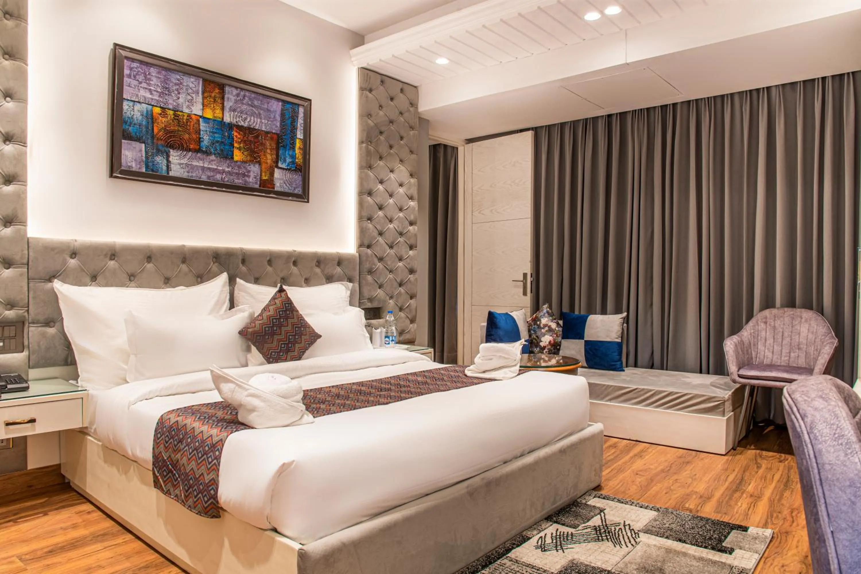 Bedroom, Bed in AnantVilas Shimla Hills