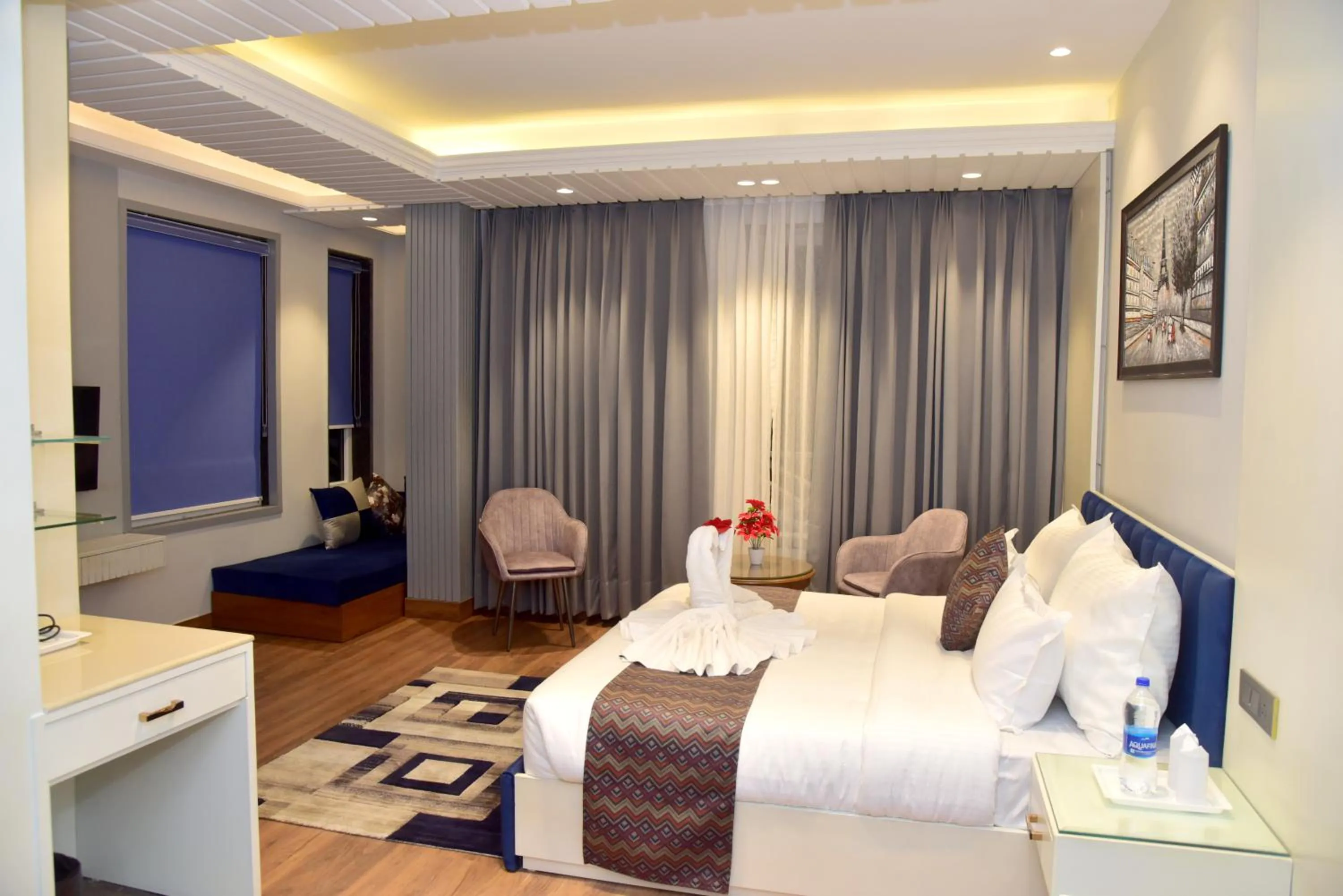 Photo of the whole room, Bed in AnantVilas Shimla Hills