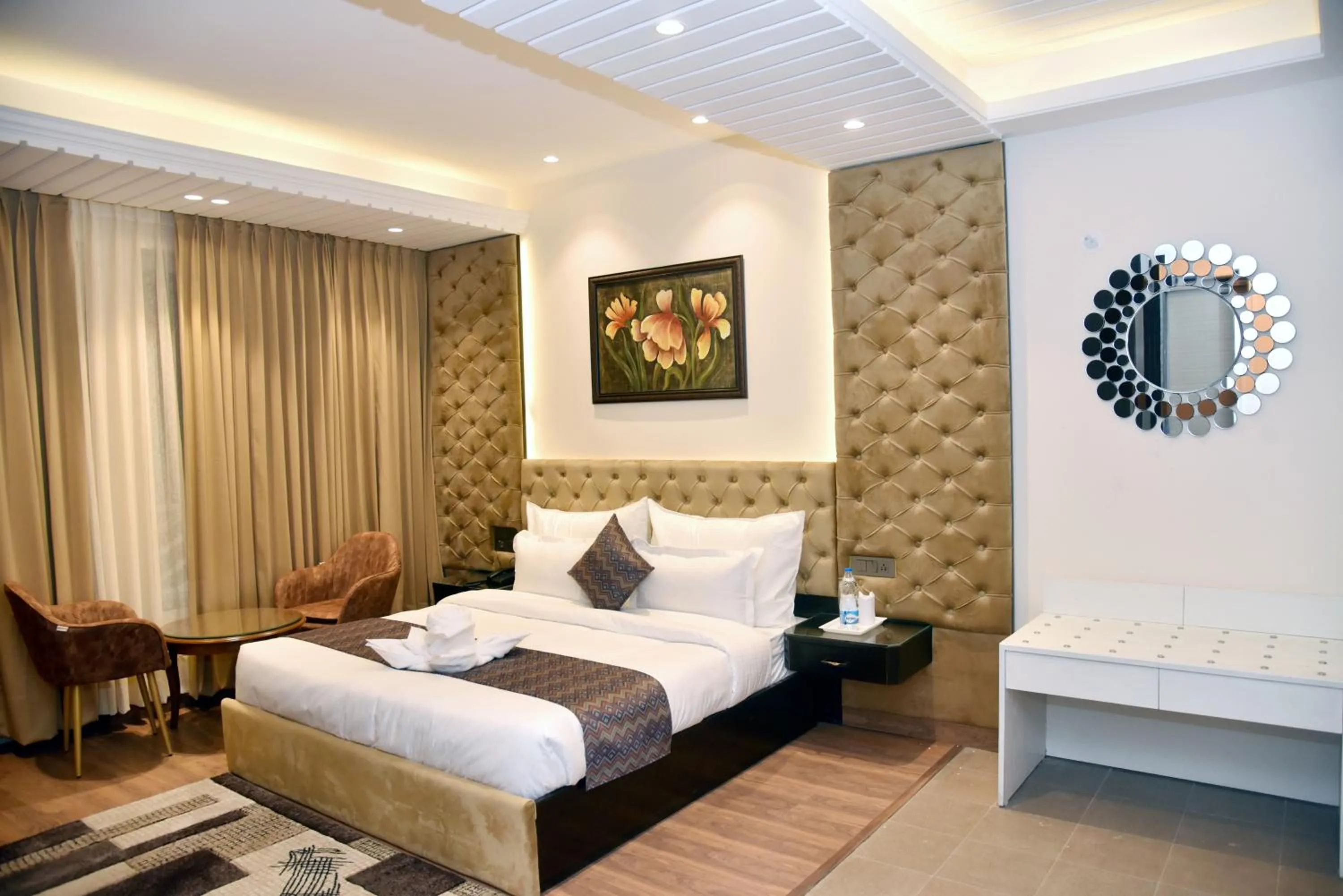 Bed in AnantVilas Shimla Hills