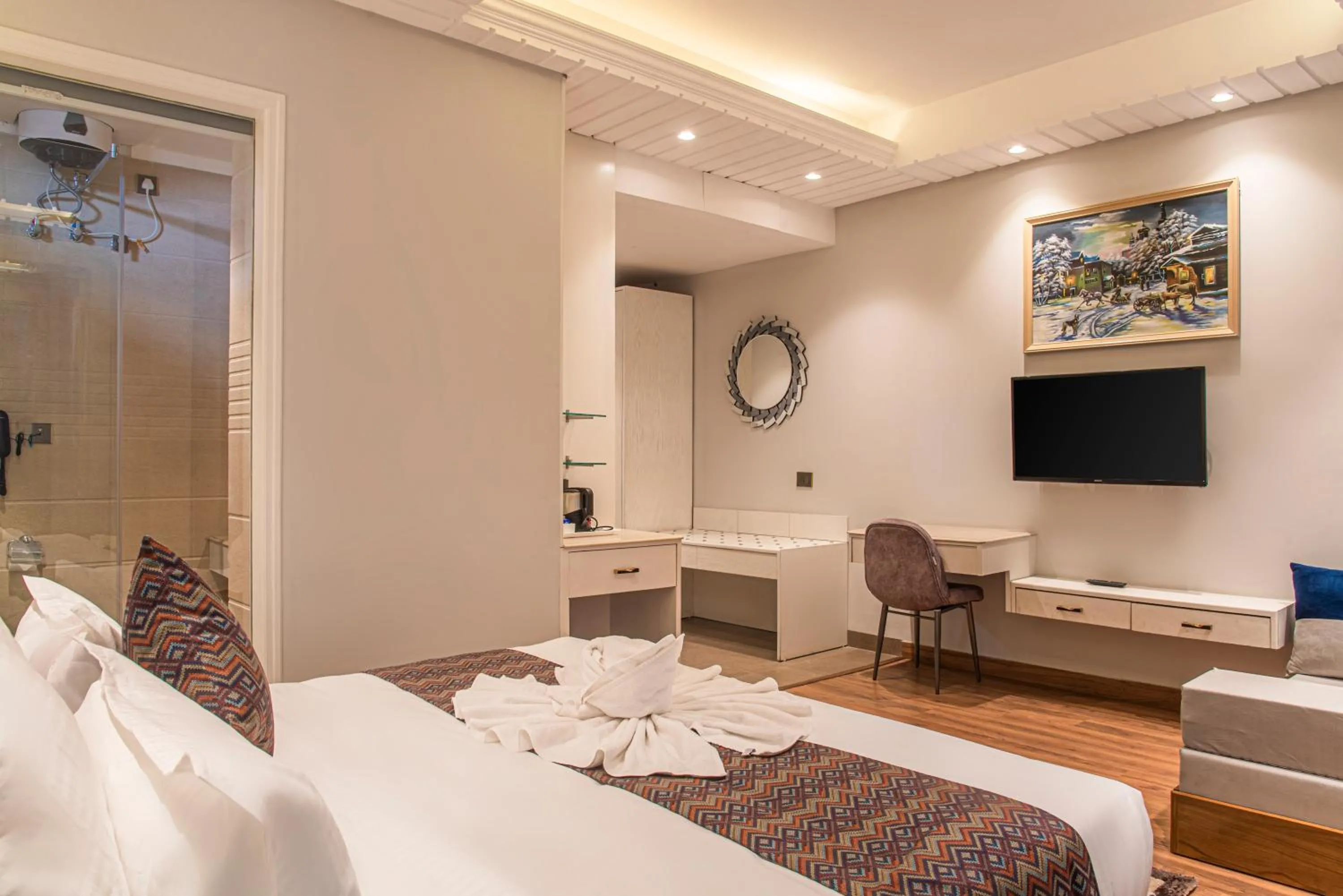 Bed in AnantVilas Shimla Hills