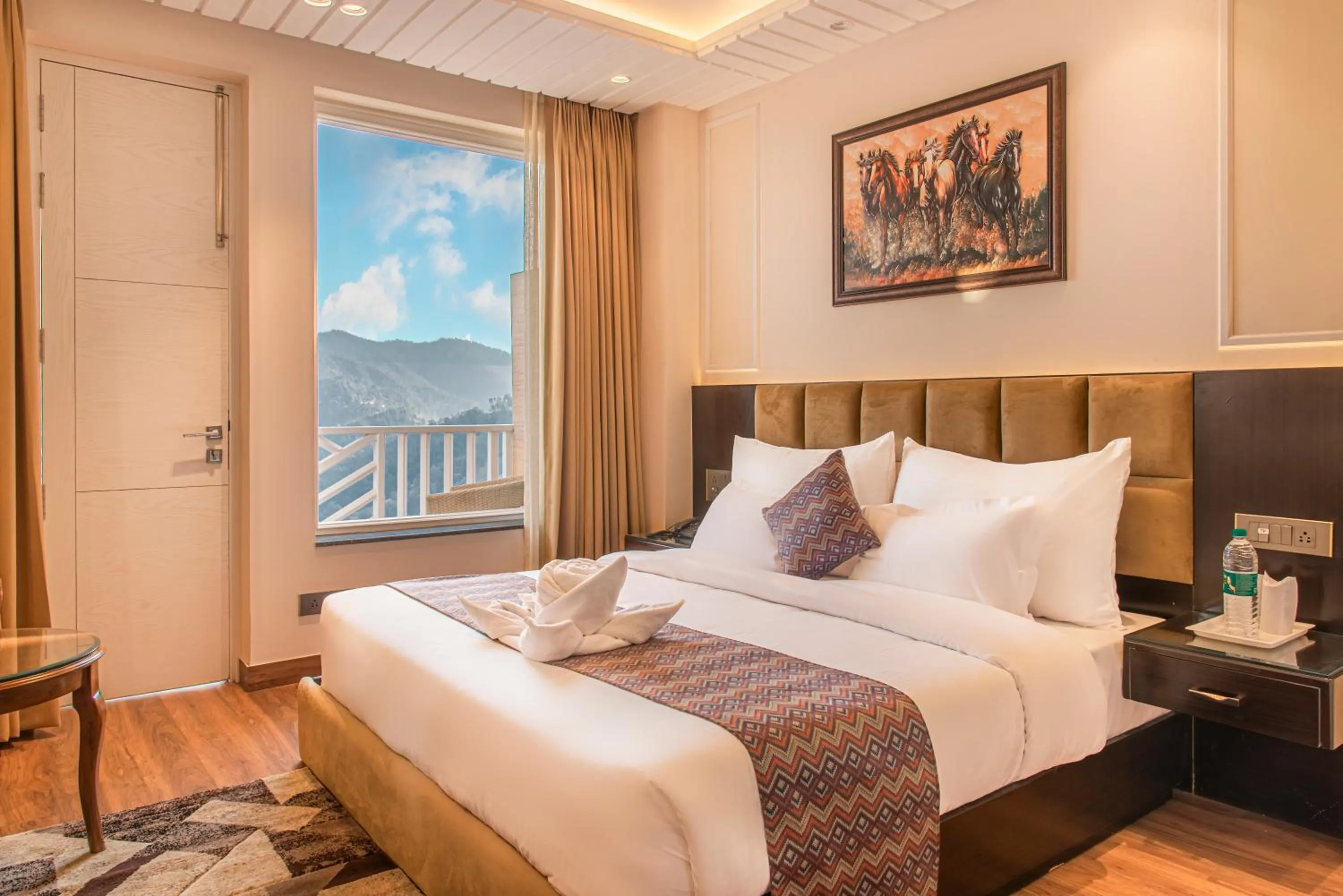 Bedroom, Bed in AnantVilas Shimla Hills