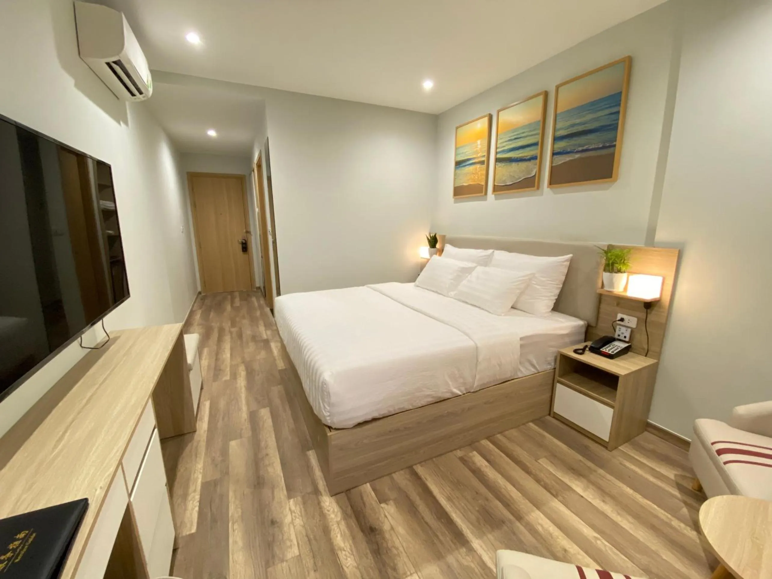 Bed in Vu Gia Hotel Phu Quoc