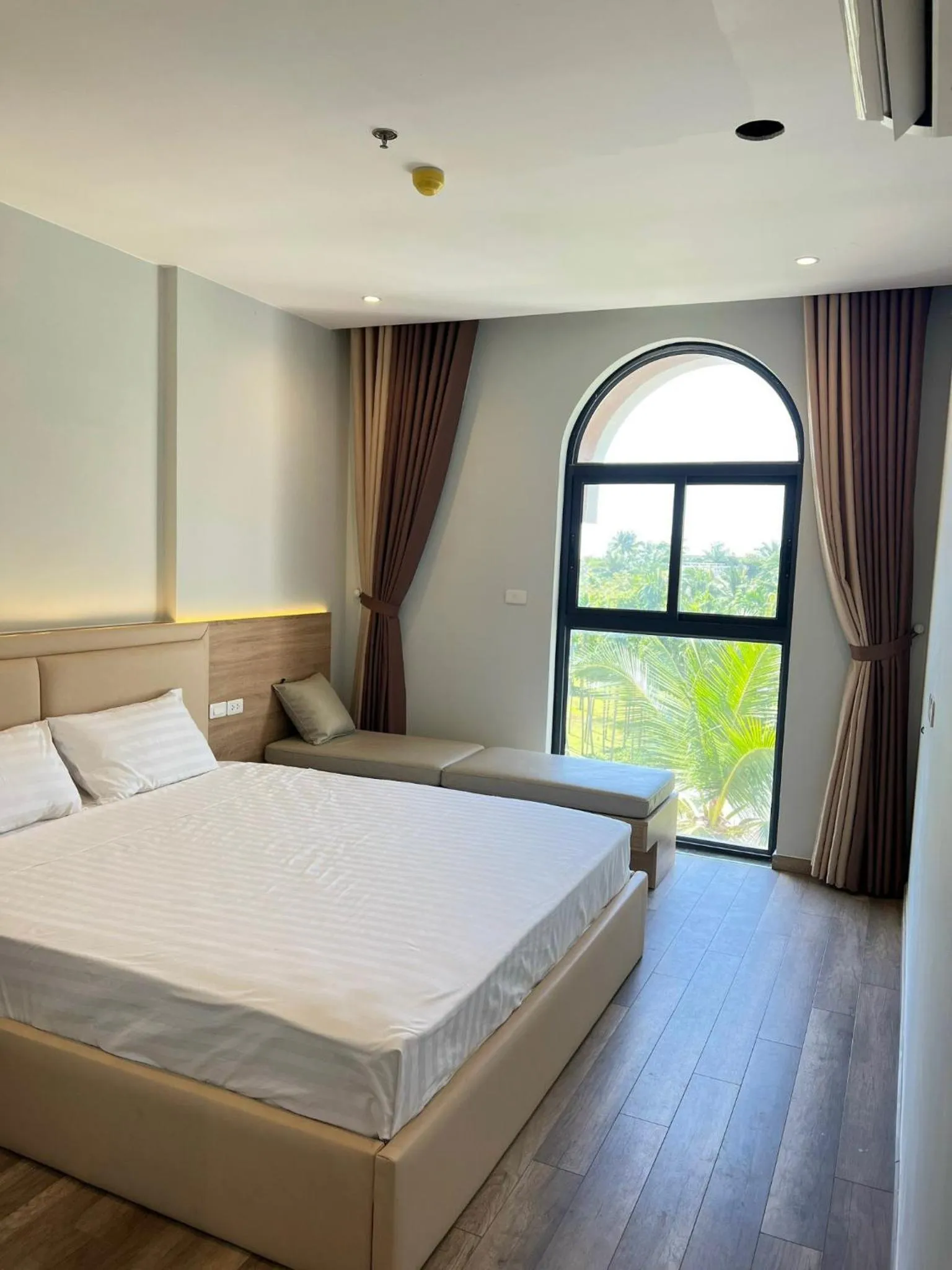 Bedroom, Bed in Vu Gia Hotel Phu Quoc