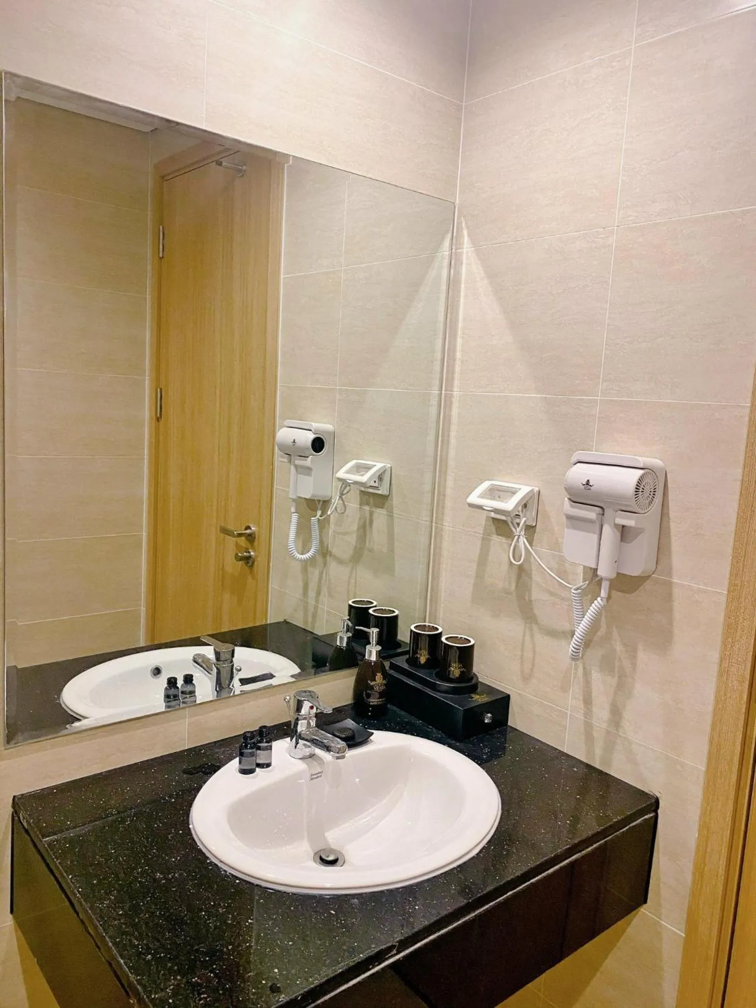 Bathroom in Vu Gia Hotel Phu Quoc