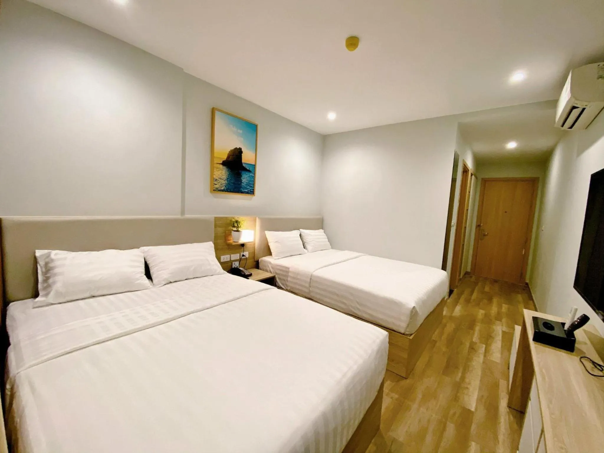 Bedroom, Bed in Vu Gia Hotel Phu Quoc