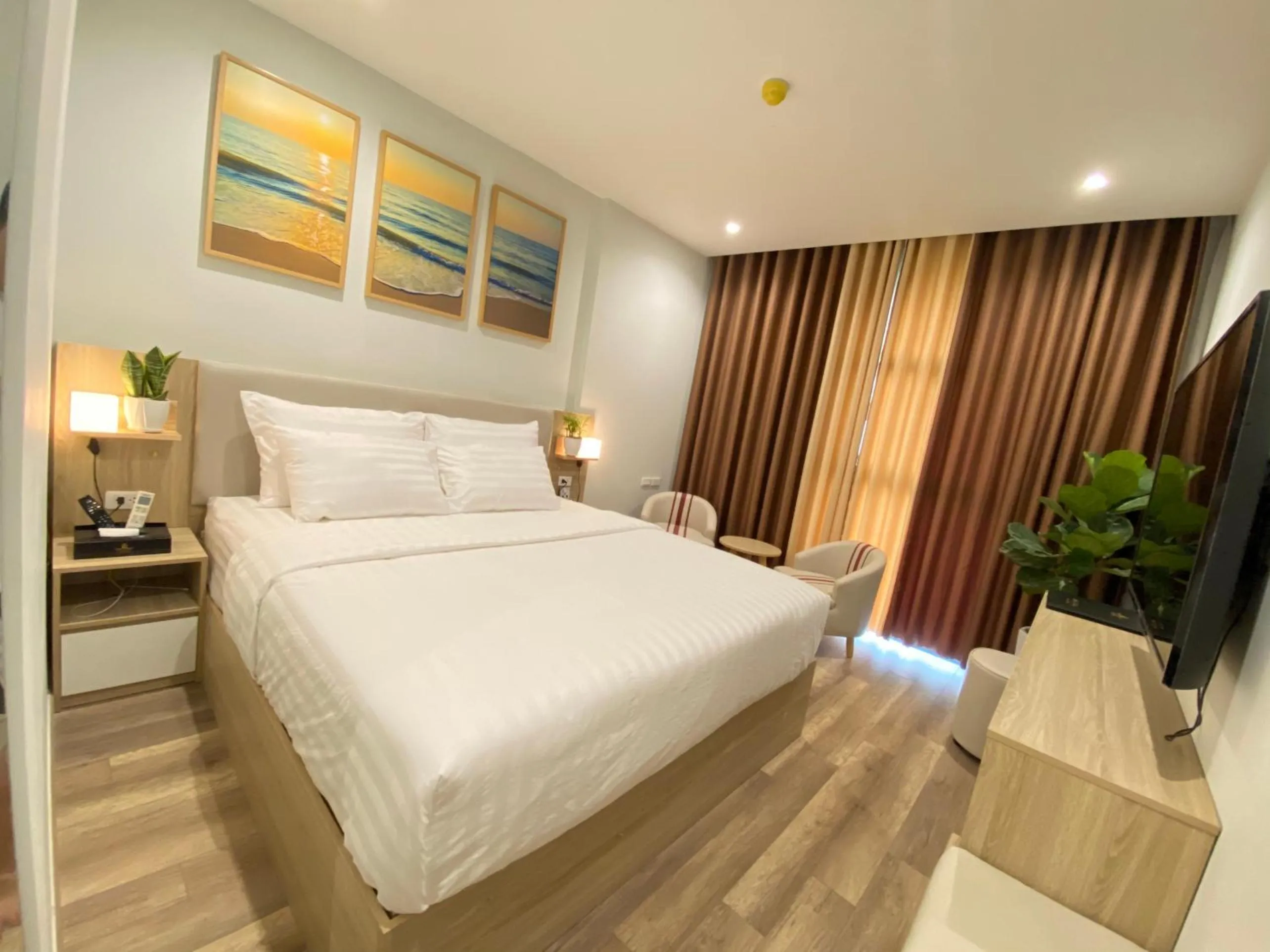Bed in Vu Gia Hotel Phu Quoc