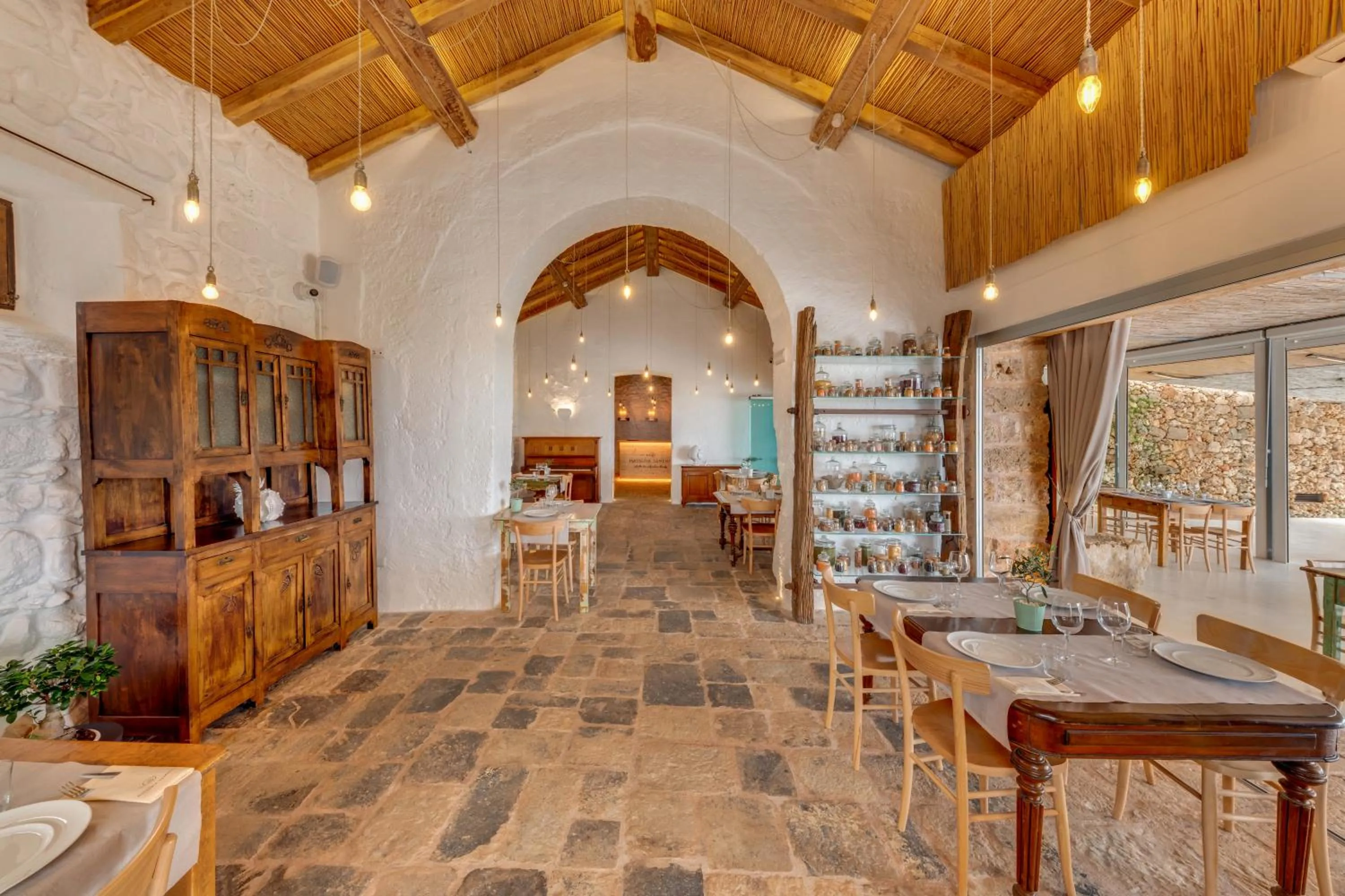 Restaurant/places to eat in Masseria Samenti