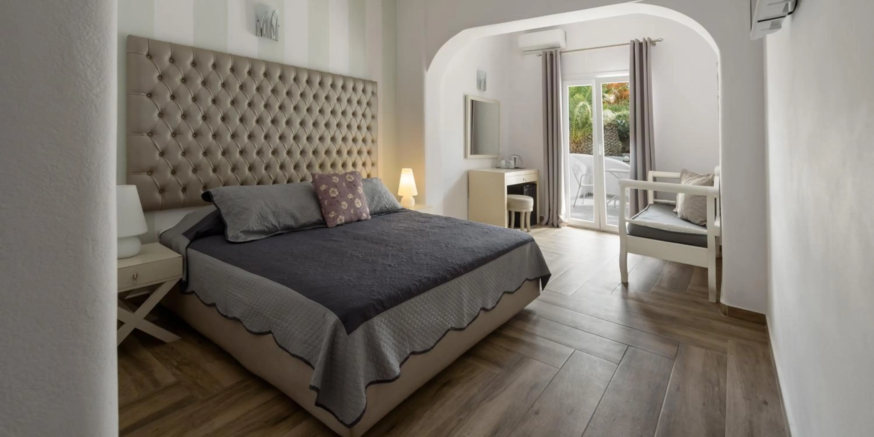 Bed in Daedalus Hotel