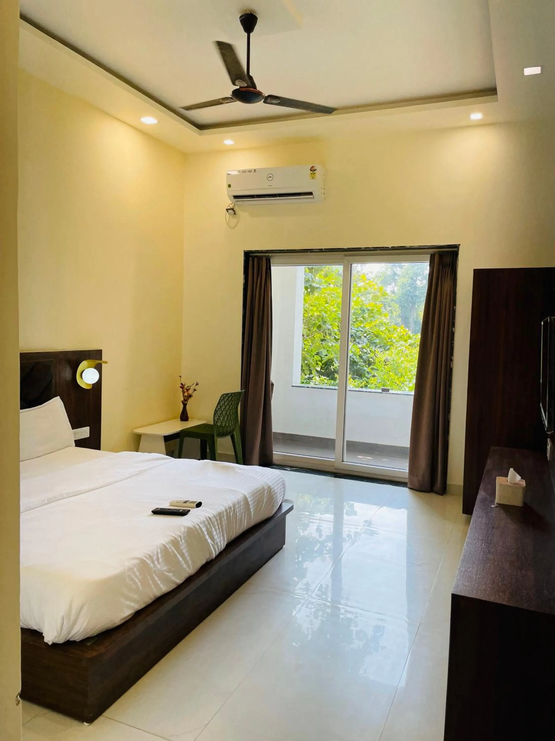 Property building, Bed in The Ratan Resort & Retreat
