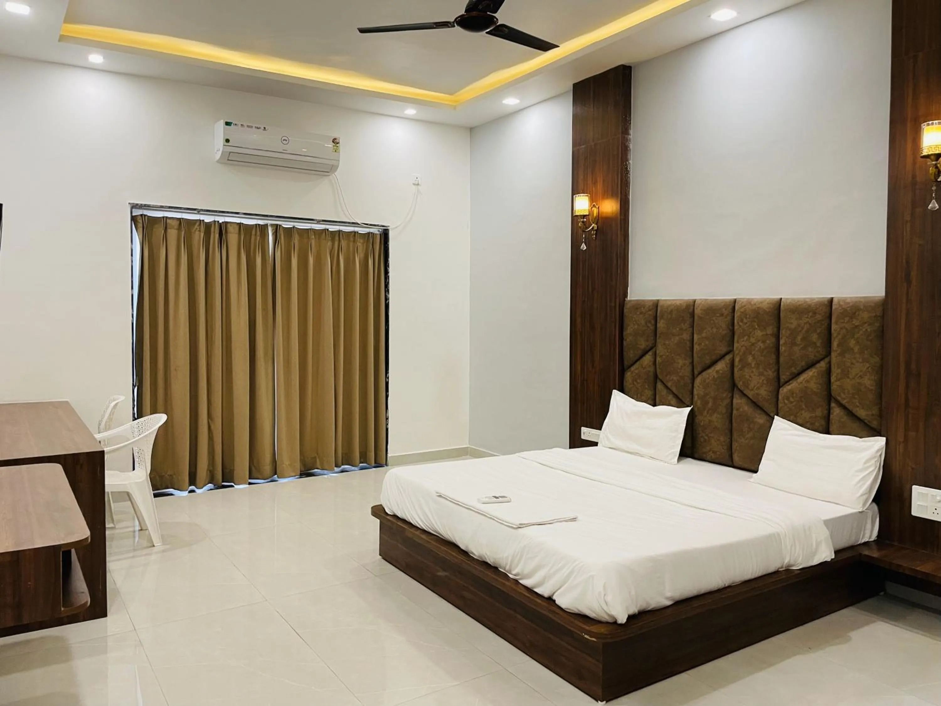 Property building, Bed in The Ratan Resort & Retreat
