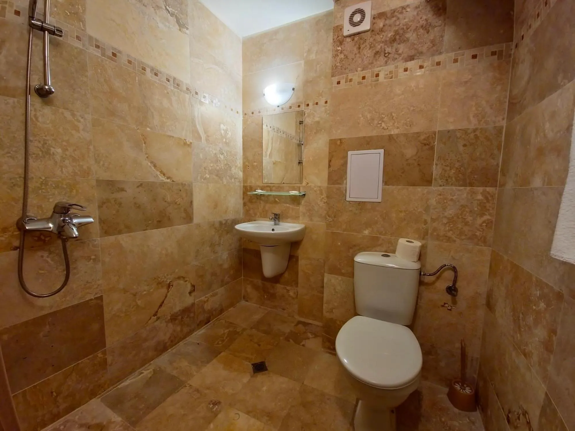 Shower in Diamond Beach Sarafovo by KP