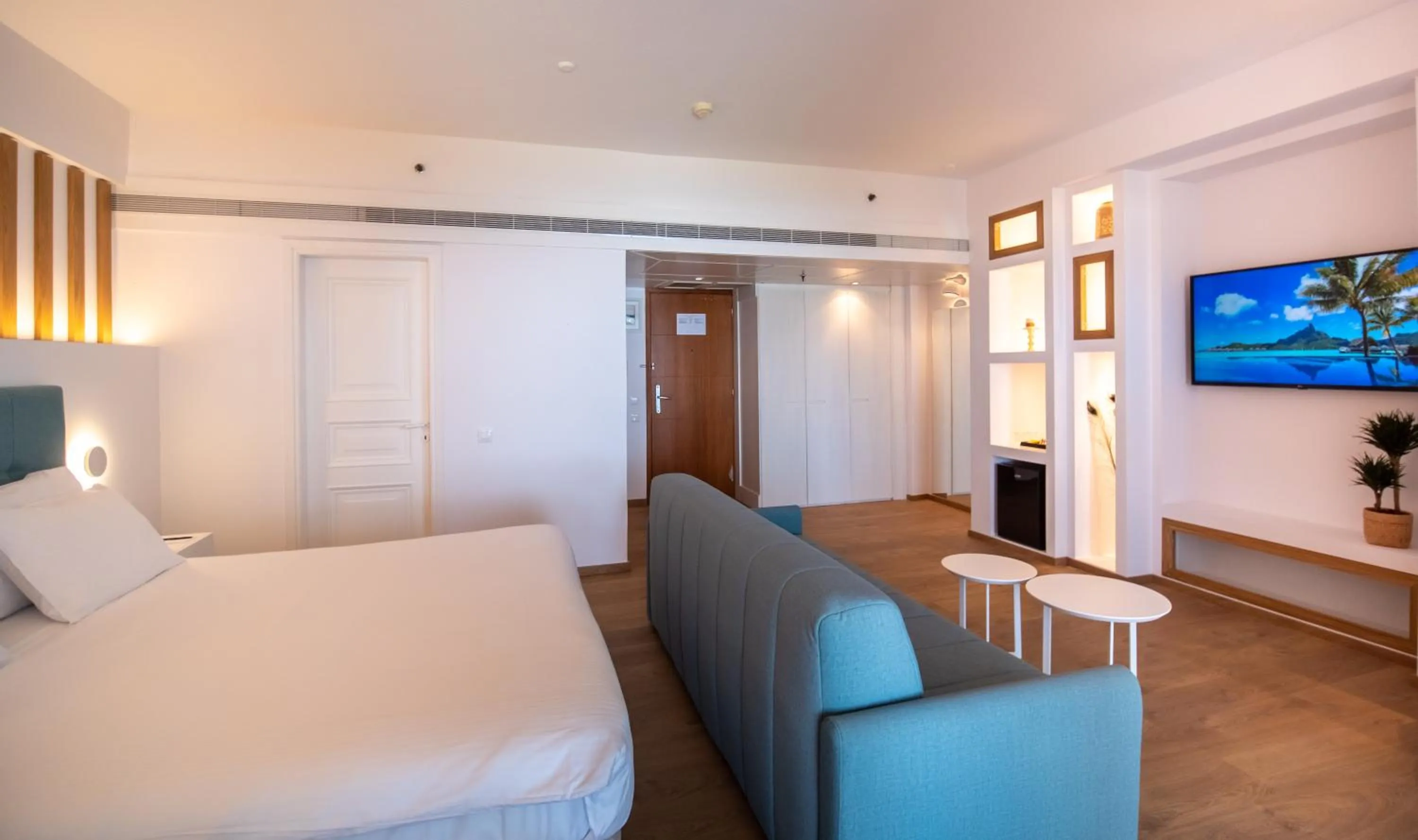 Garden, Bed in Wyndham Loutraki Poseidon Resort