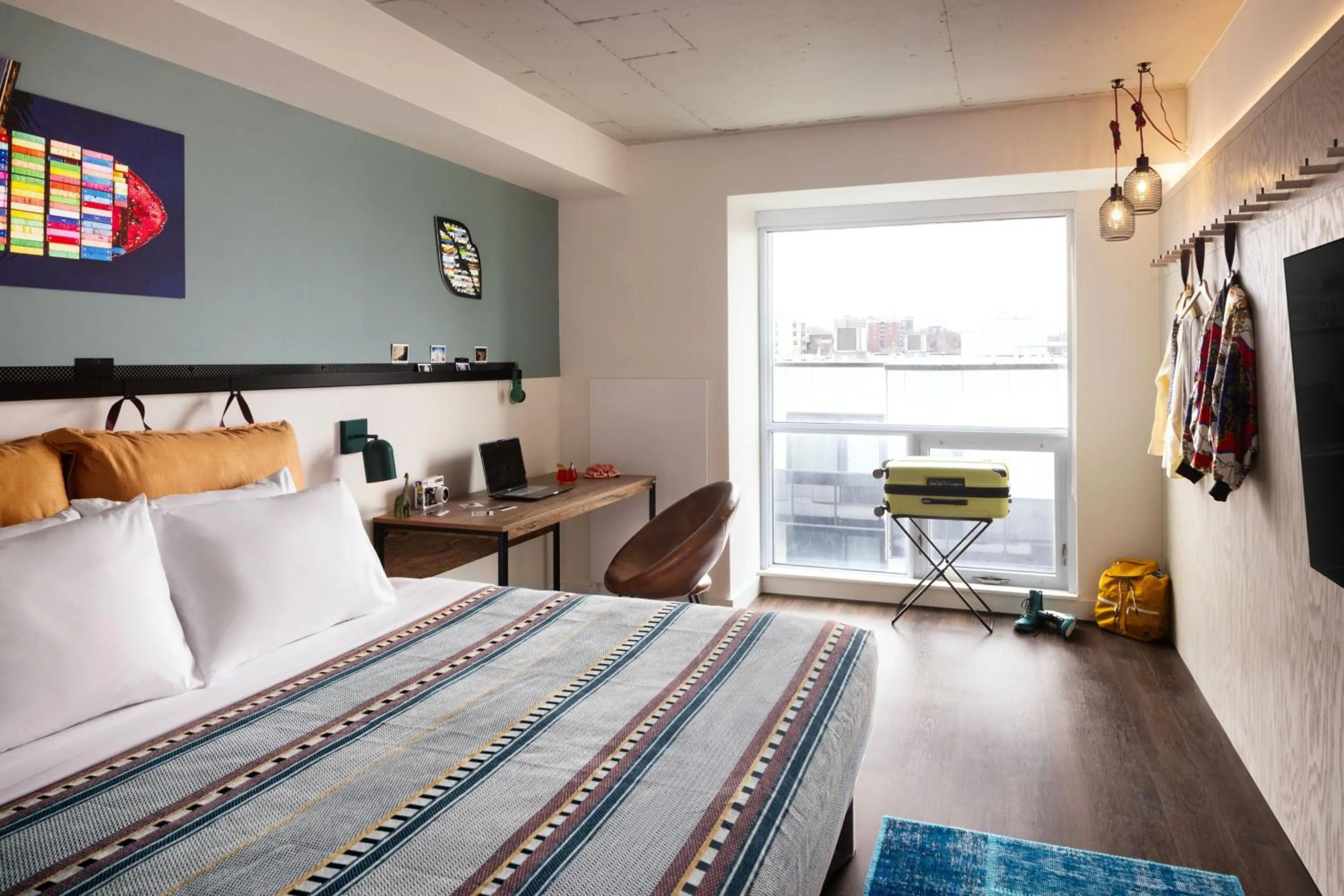 Photo of the whole room, Bed in Moxy Halifax Downtown