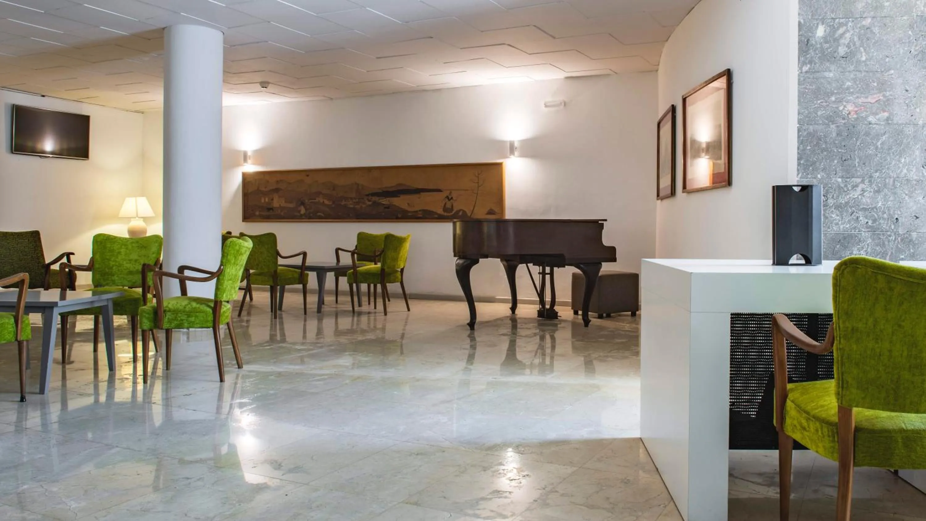 Communal lounge/ TV room in Be Live Experience Costa Palma