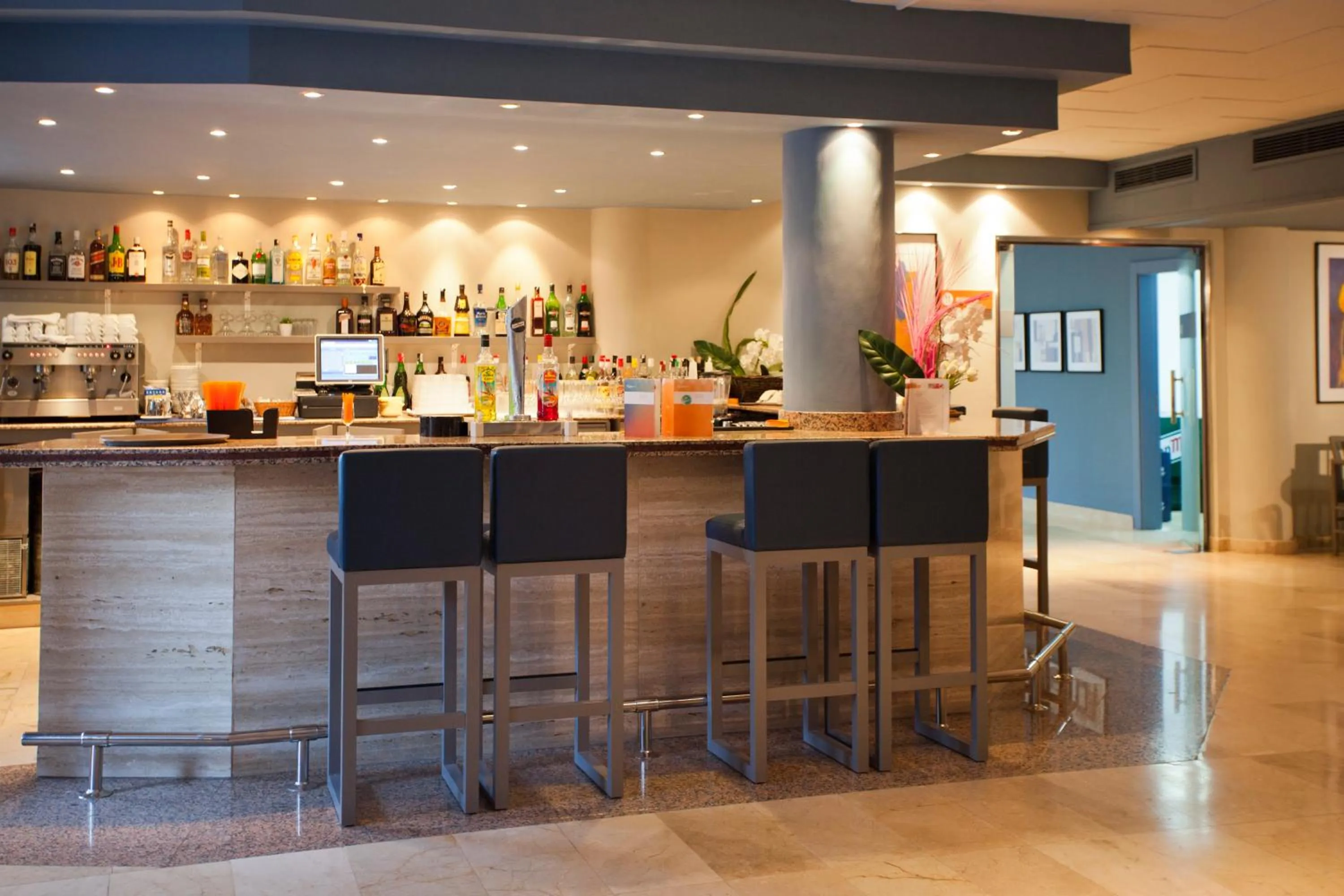 Lounge or bar in Be Live Experience Costa Palma