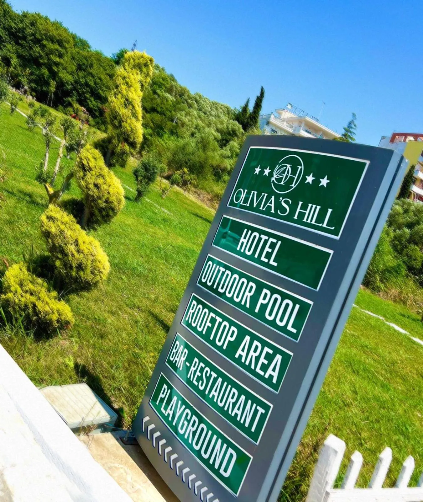 Logo/Certificate/Sign in Padel Olivia's Hill Resort