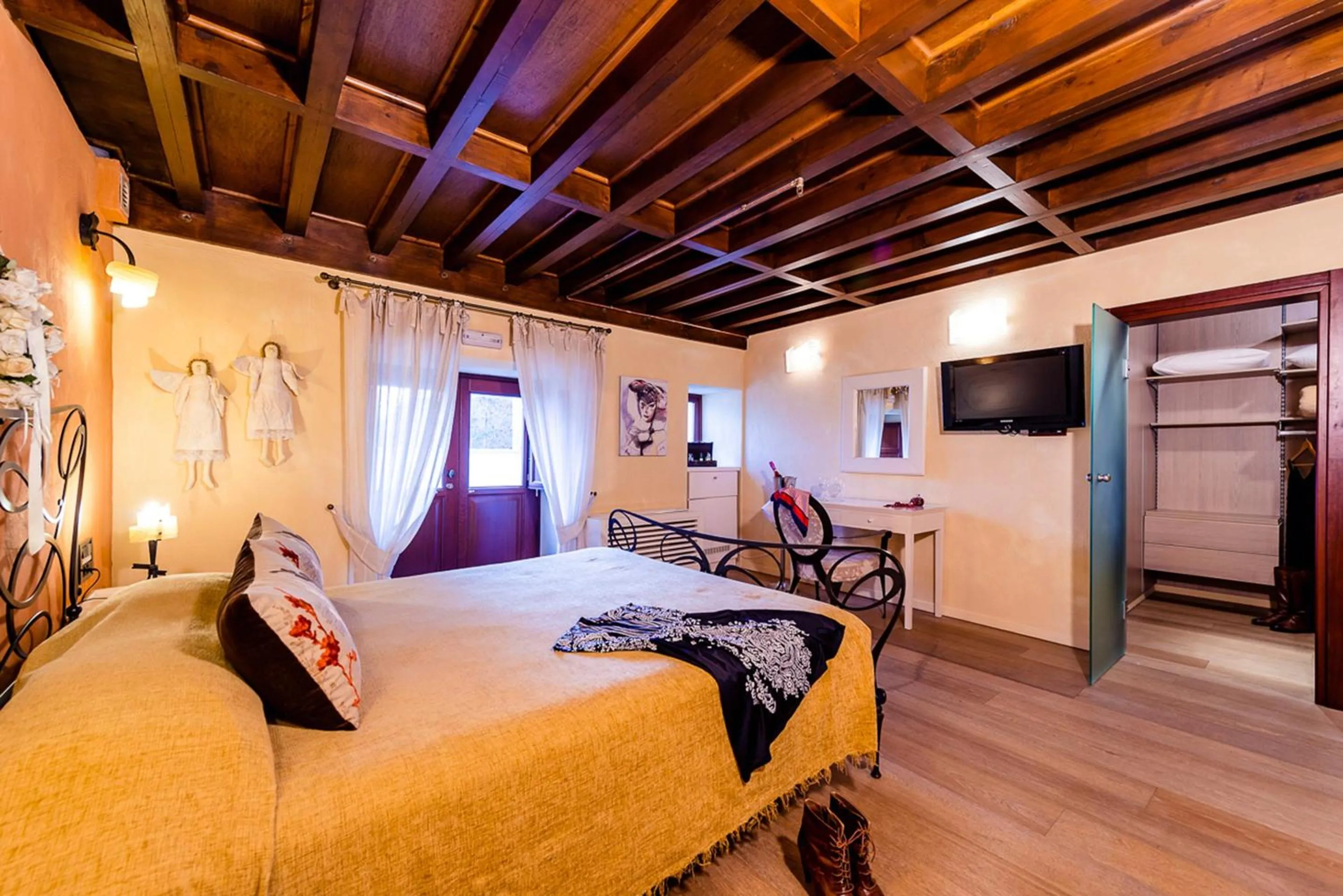 Bed in Avalon Boutique Hotel Rhodes