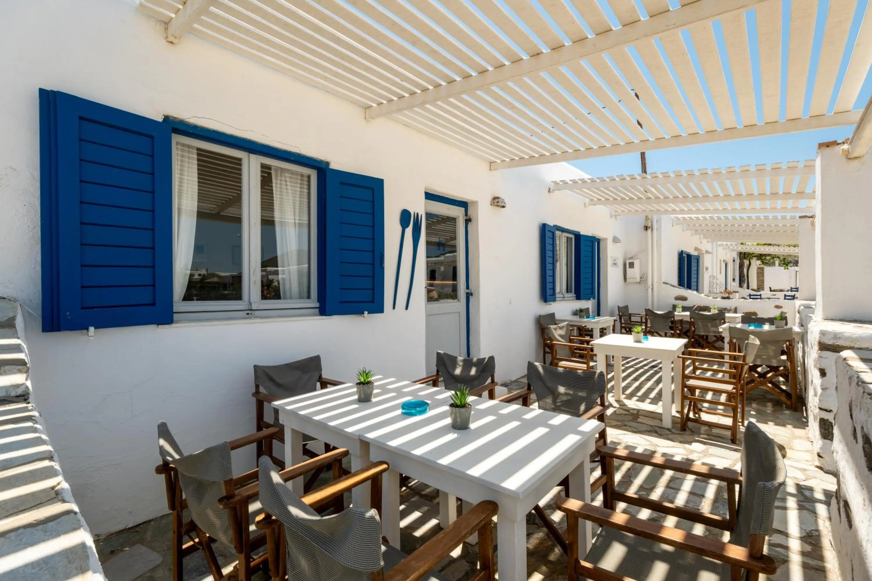 Lounge or bar in Naoussa Hotel Paros by Booking Kottas