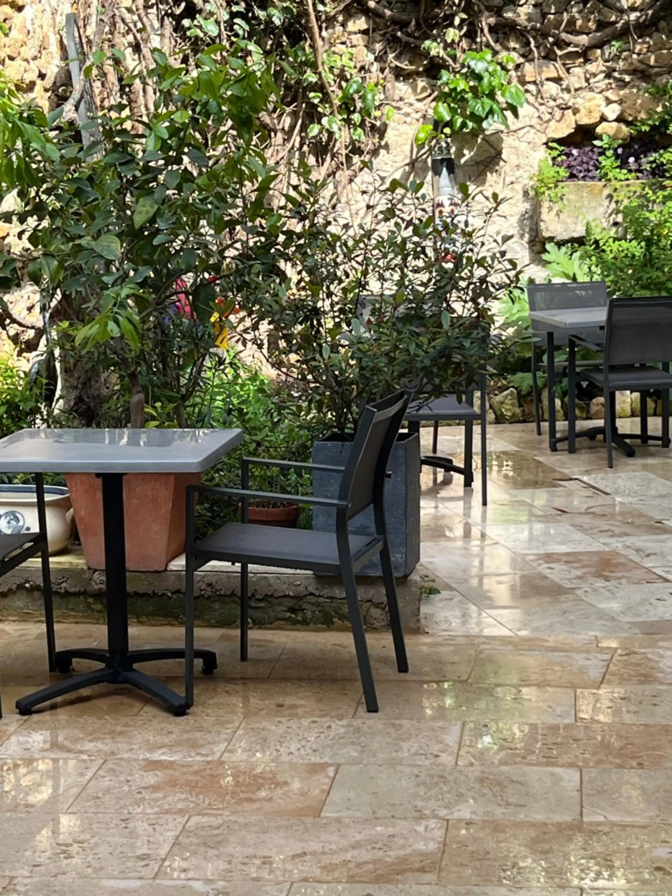Patio in Le Clos d'Orange - Hotel & ville de Provence