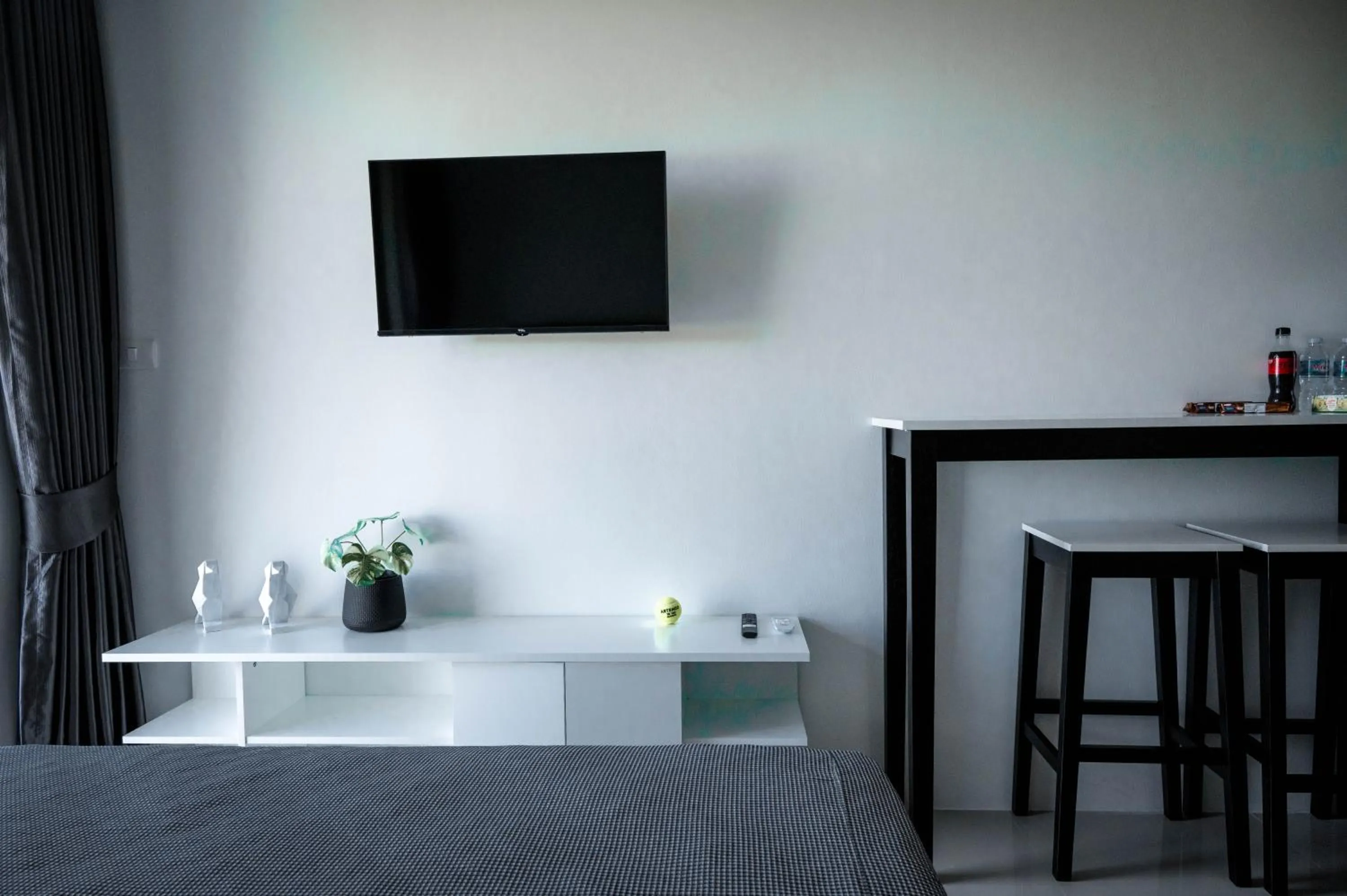 Bed in 777 Beach Condo Phuket