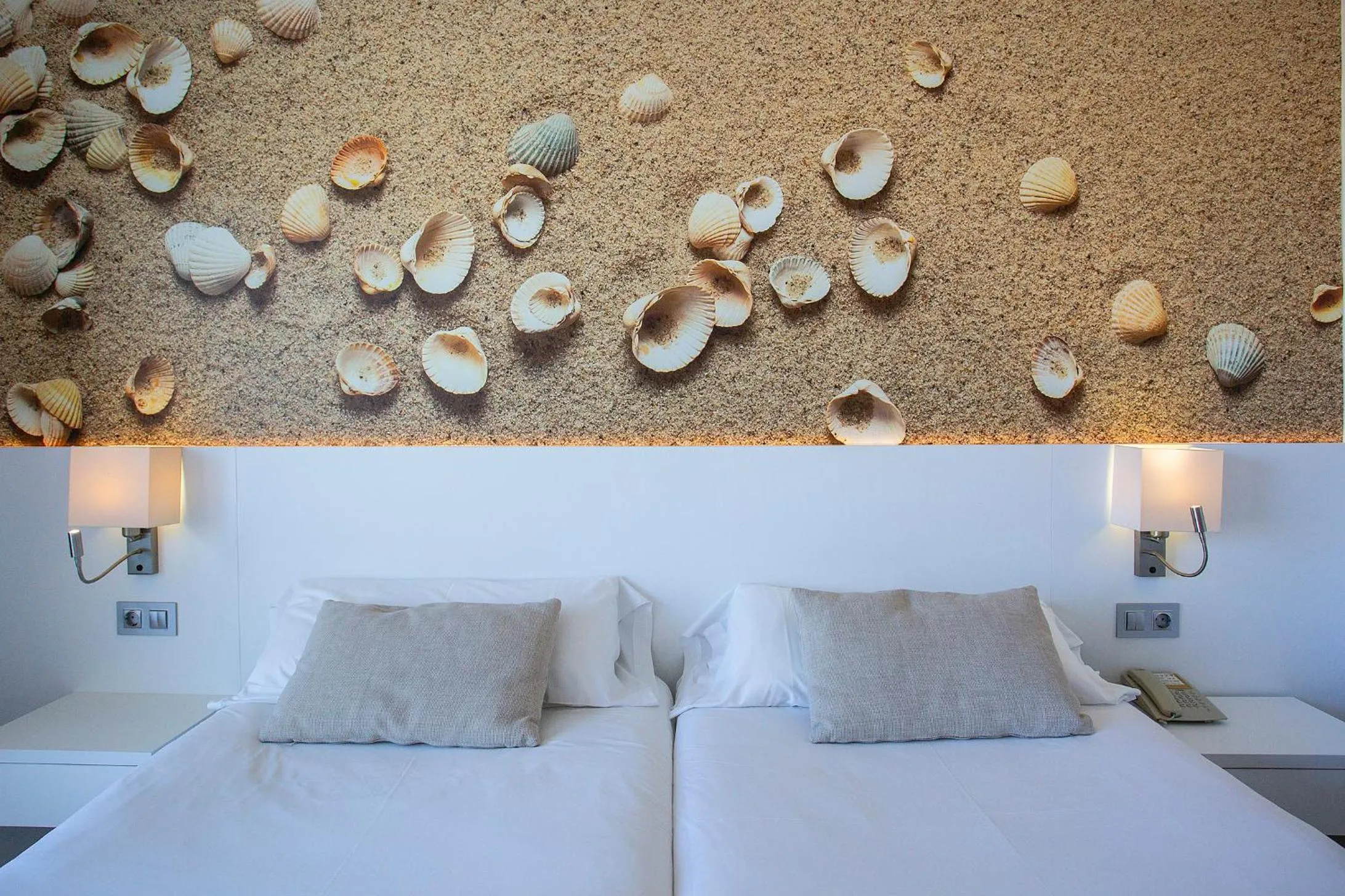 Bedroom, Bed in BQ Can Picafort Hotel