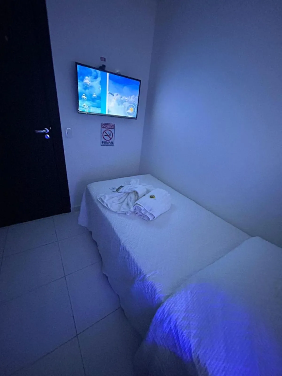 TV and multimedia, Bed in 55 Smart Hotel