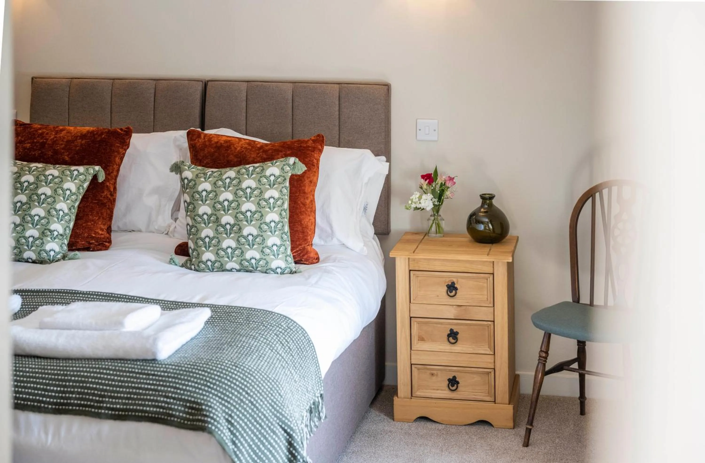 Bed in Cross Keys Inn Ettrickbridge