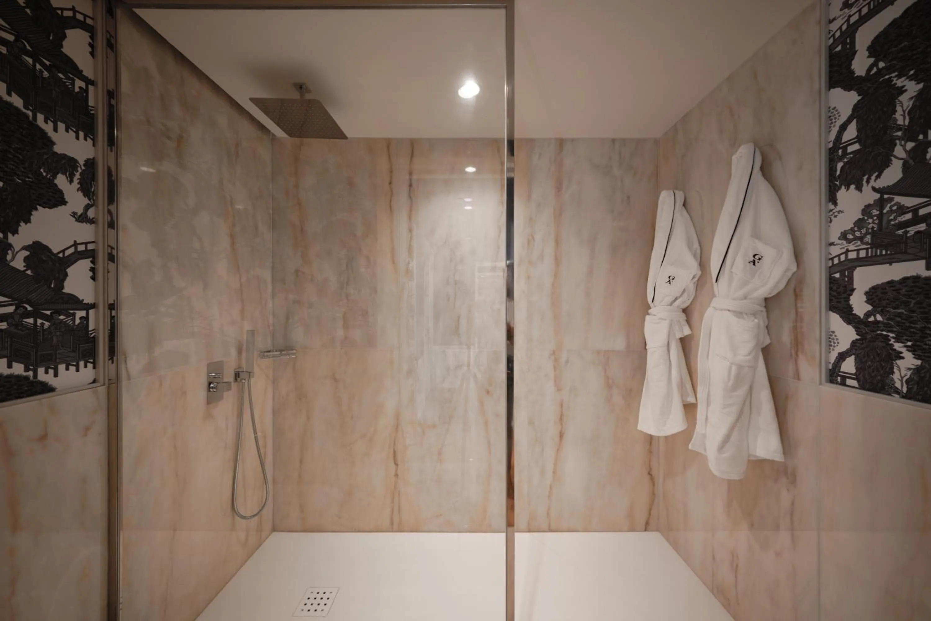 Bathroom in GA Palace Hotel & Spa, a XIXth-Century Villa