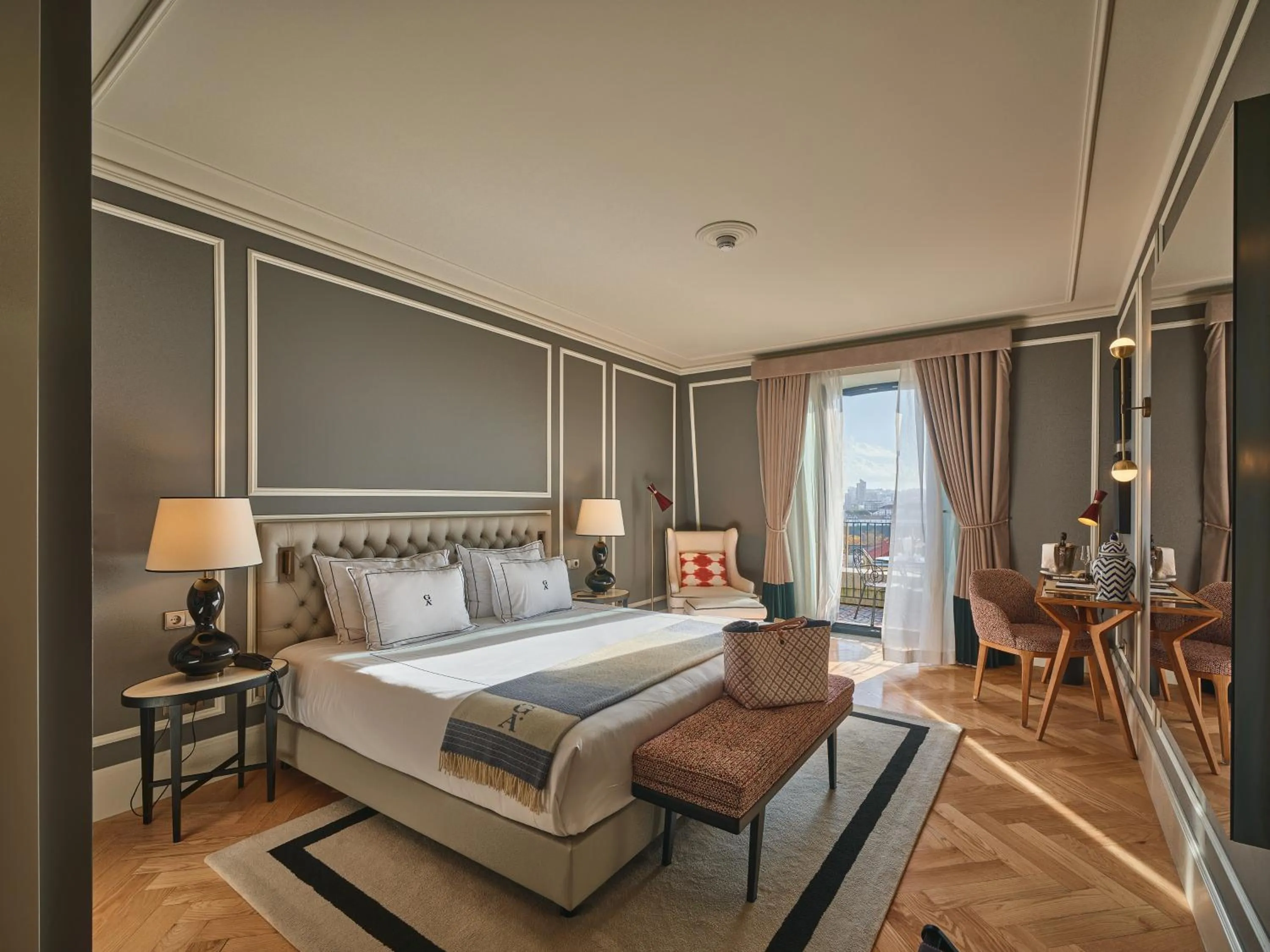 Bed in GA Palace Hotel & Spa, a XIXth-Century Villa