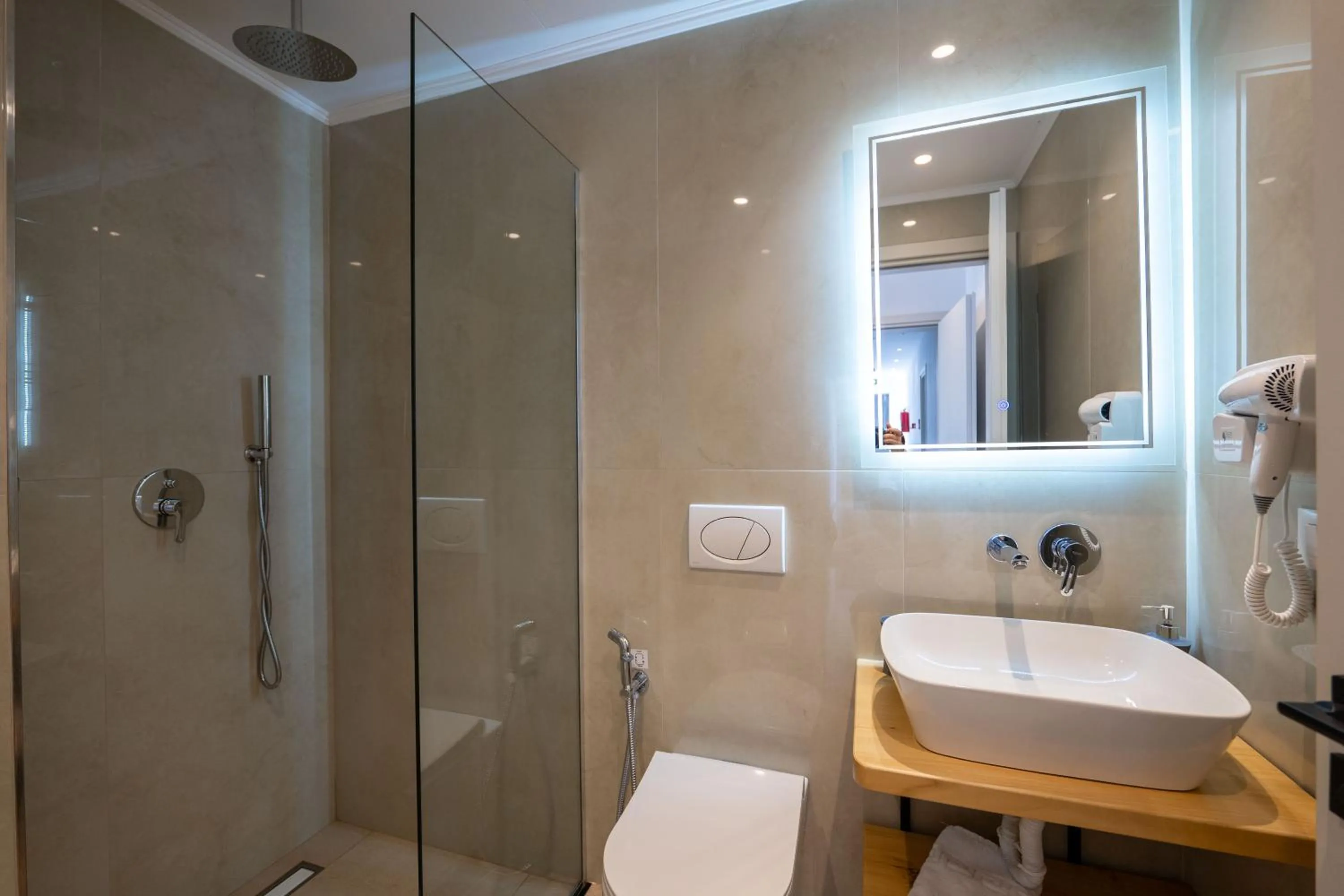 Shower in Monel Hotel