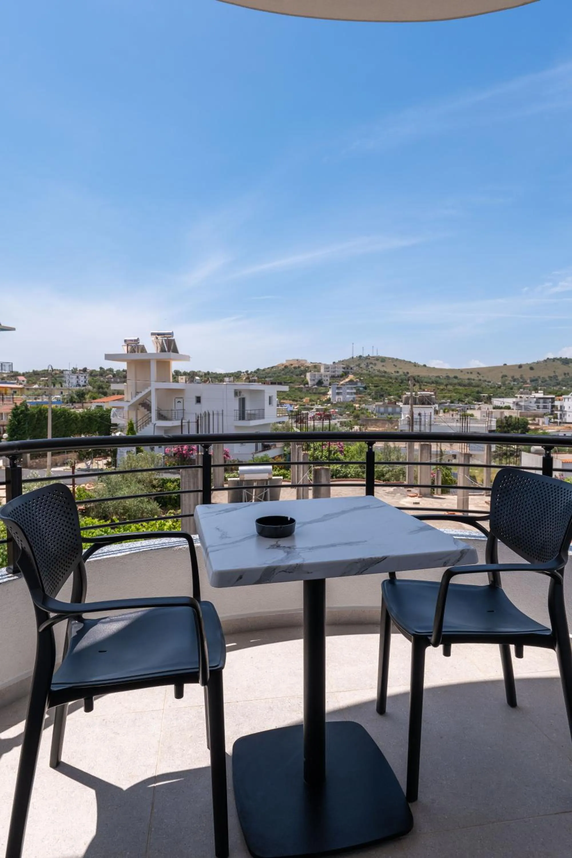Balcony/Terrace in Monel Hotel