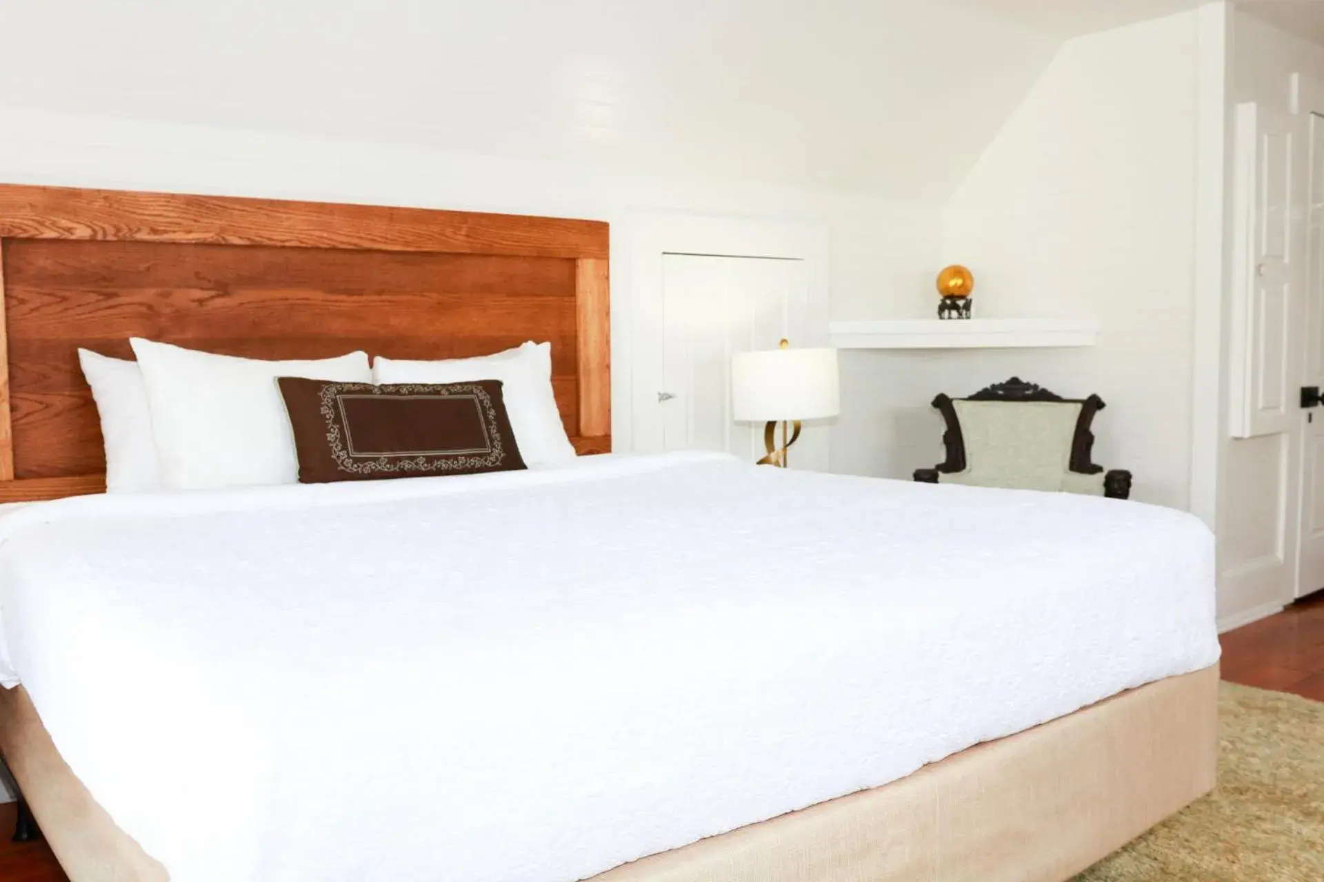 Double Room with Private Bathroom in Summit Street Inns Double Room with Private Bathroom in Summit Street Inns