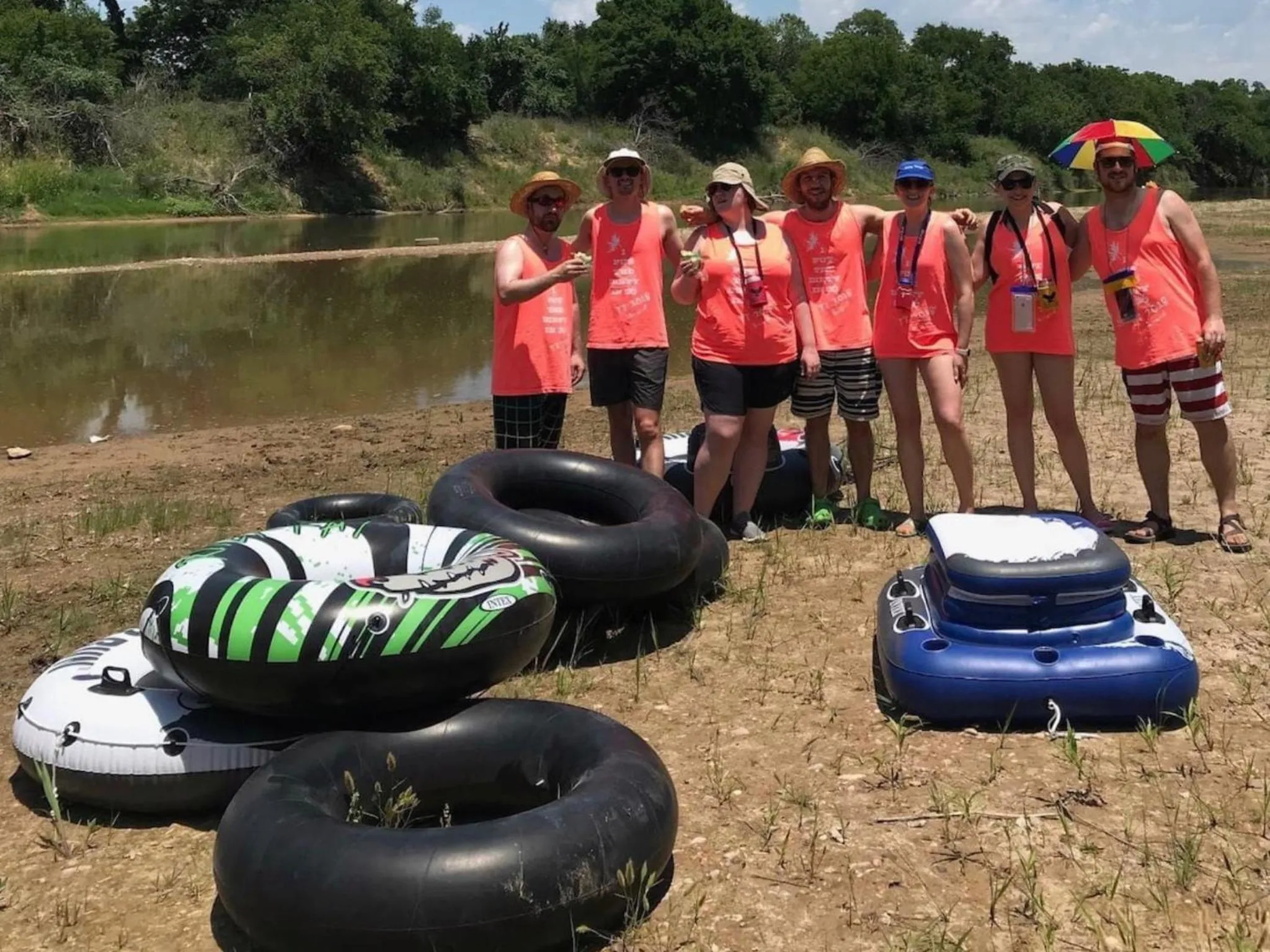 Hobbit Treehouse with waterfall on the Brazos River! 350 acres! Tubing! Petting zoo!