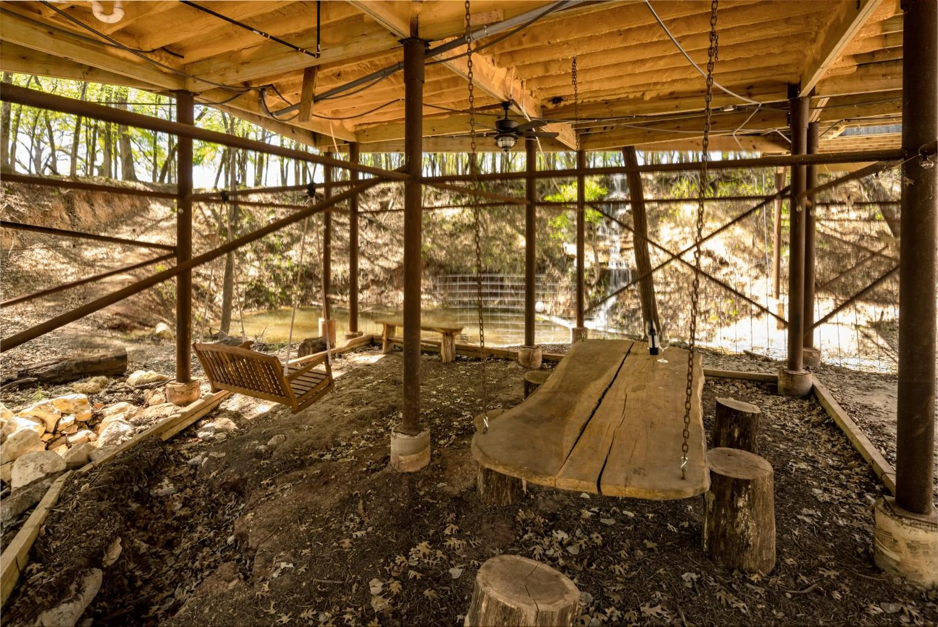 Hobbit Treehouse with waterfall on the Brazos River! 350 acres! Tubing! Petting zoo!