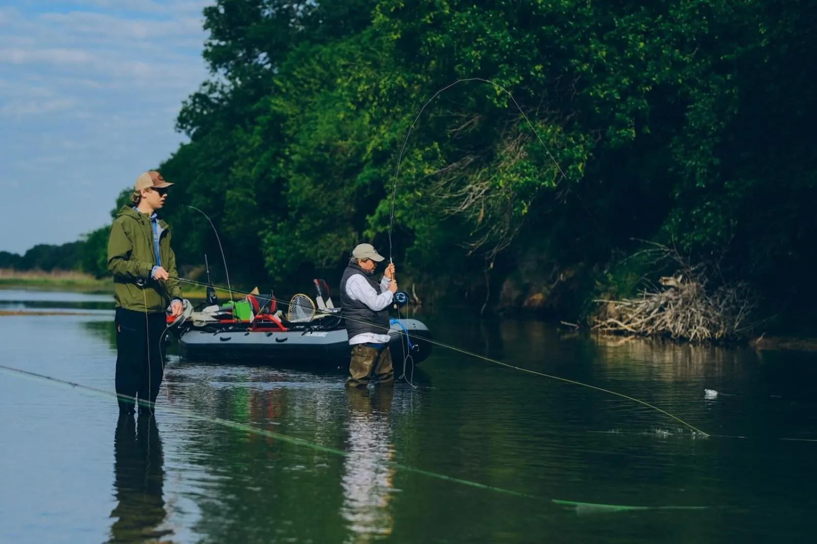 Hobbit Treehouse with waterfall on the Brazos River! 350 acres! Tubing! Petting zoo!