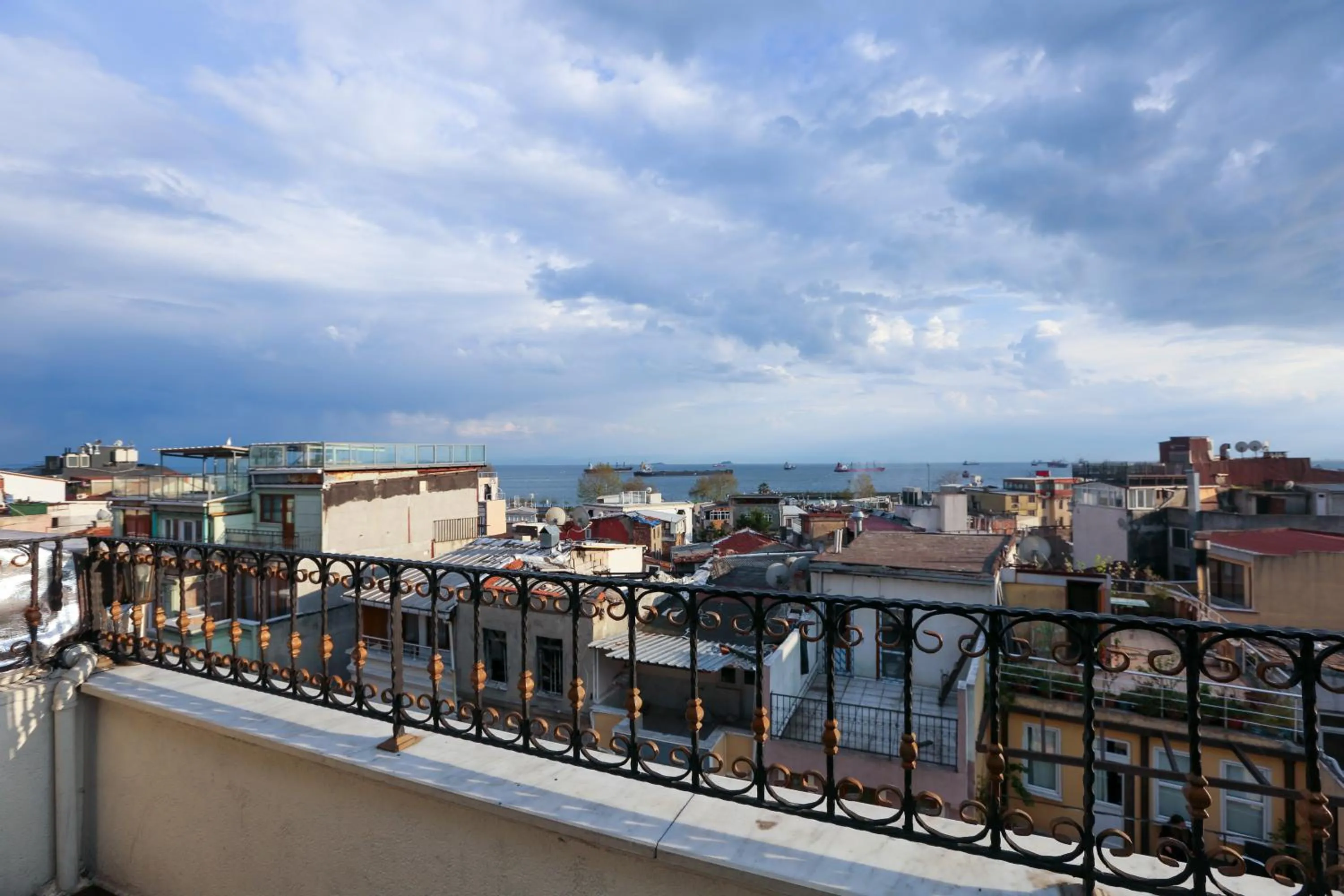 Balcony/Terrace in Nova City Hotel