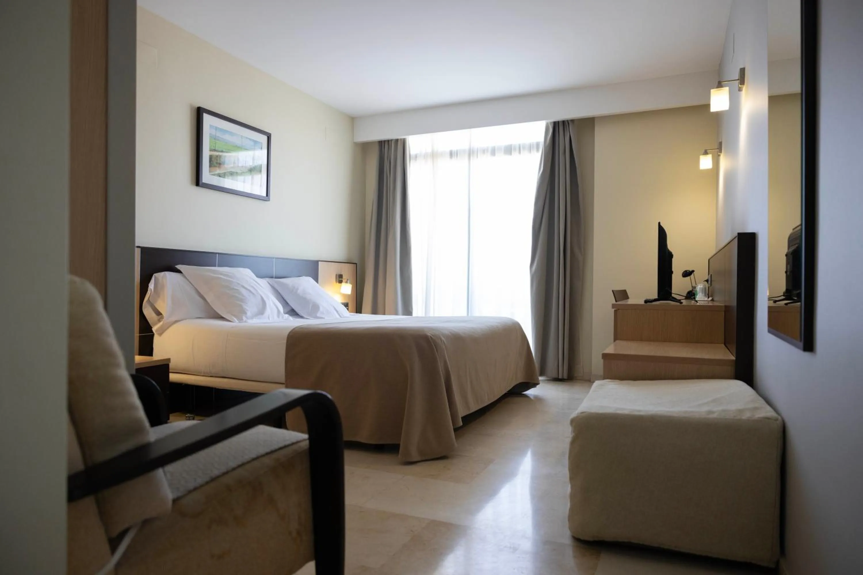 Bedroom, Bed in Hotel Flamingo