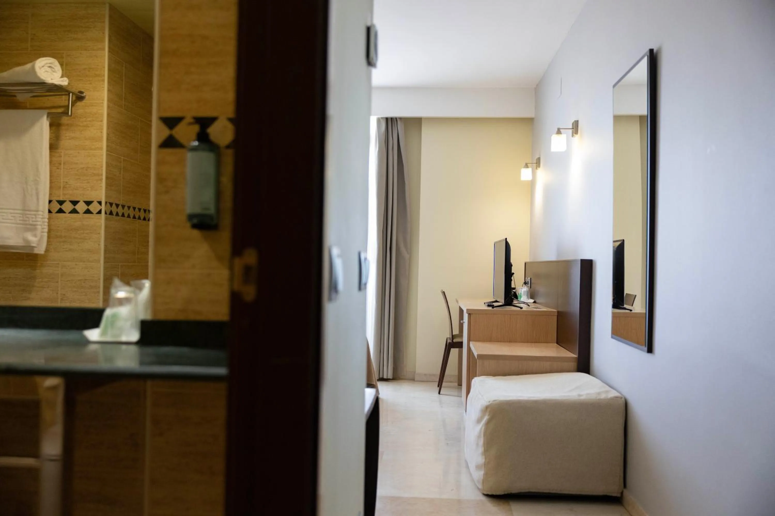 Bedroom in Hotel Flamingo