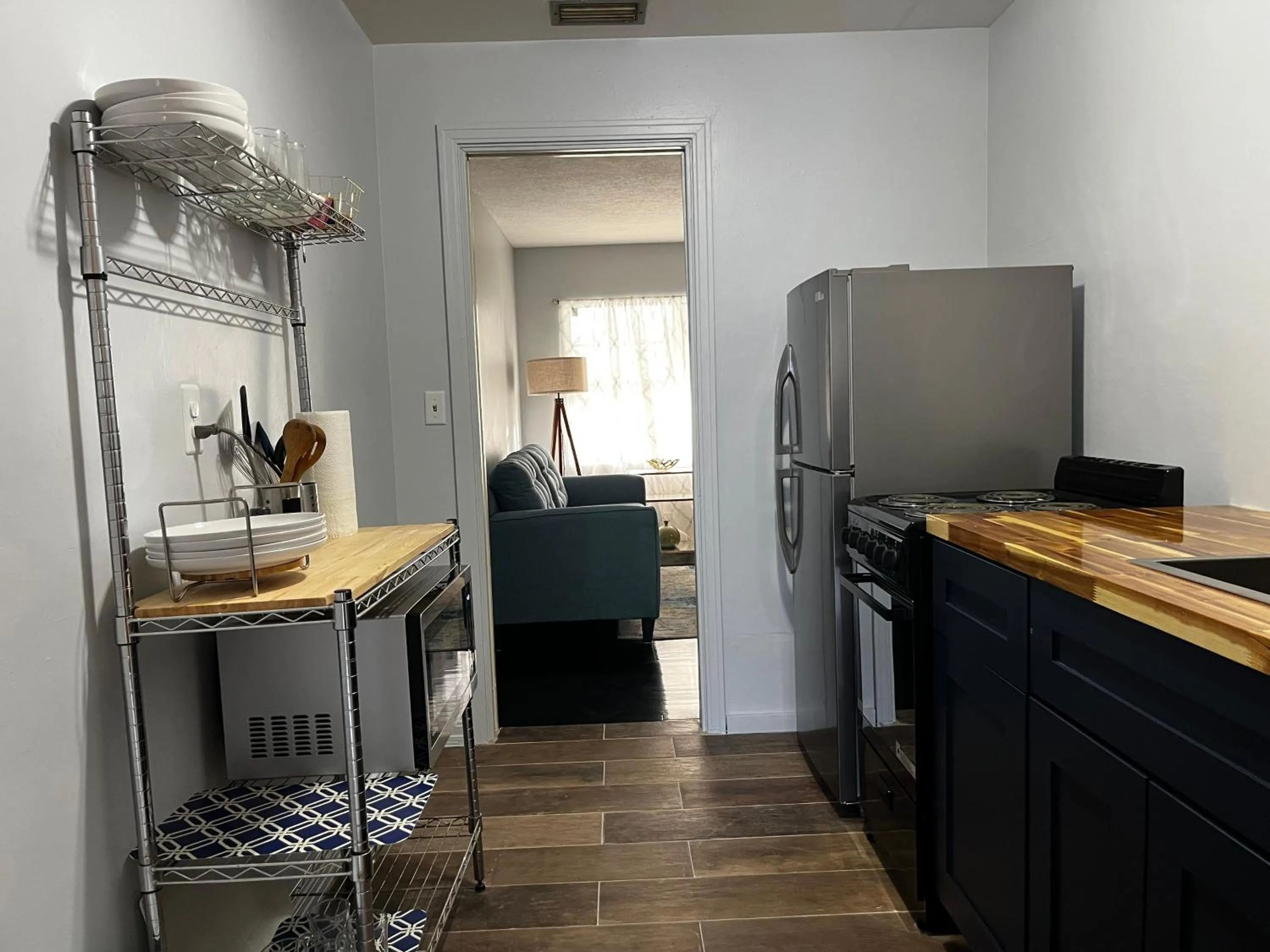 Kitchen or kitchenette in Park View East