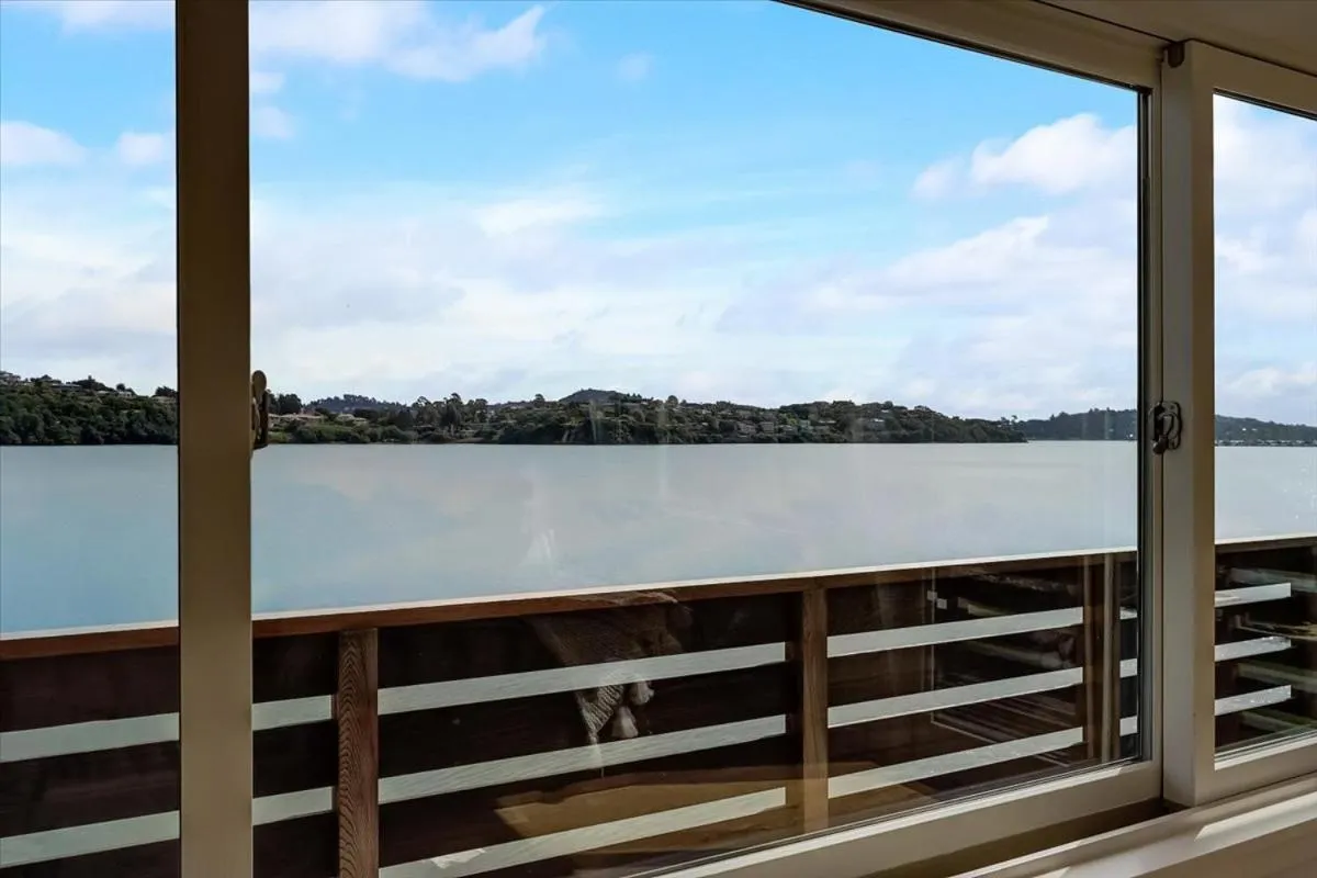Balcony/Terrace in Floating Condos of Commodore 11