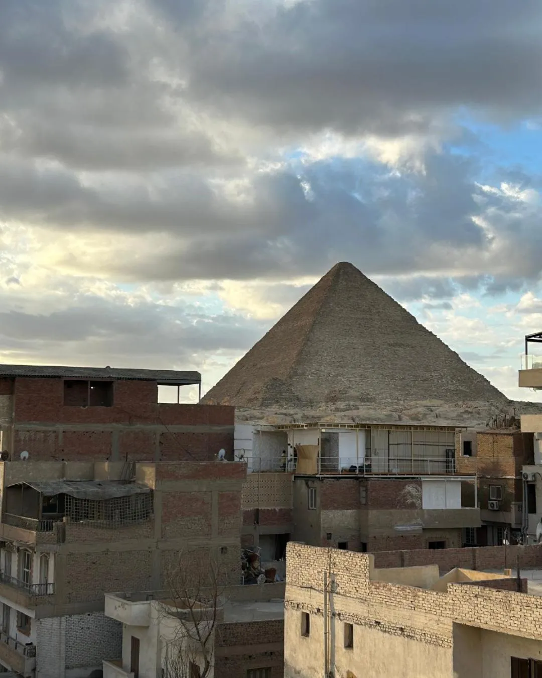 Pyramids Road Guest House