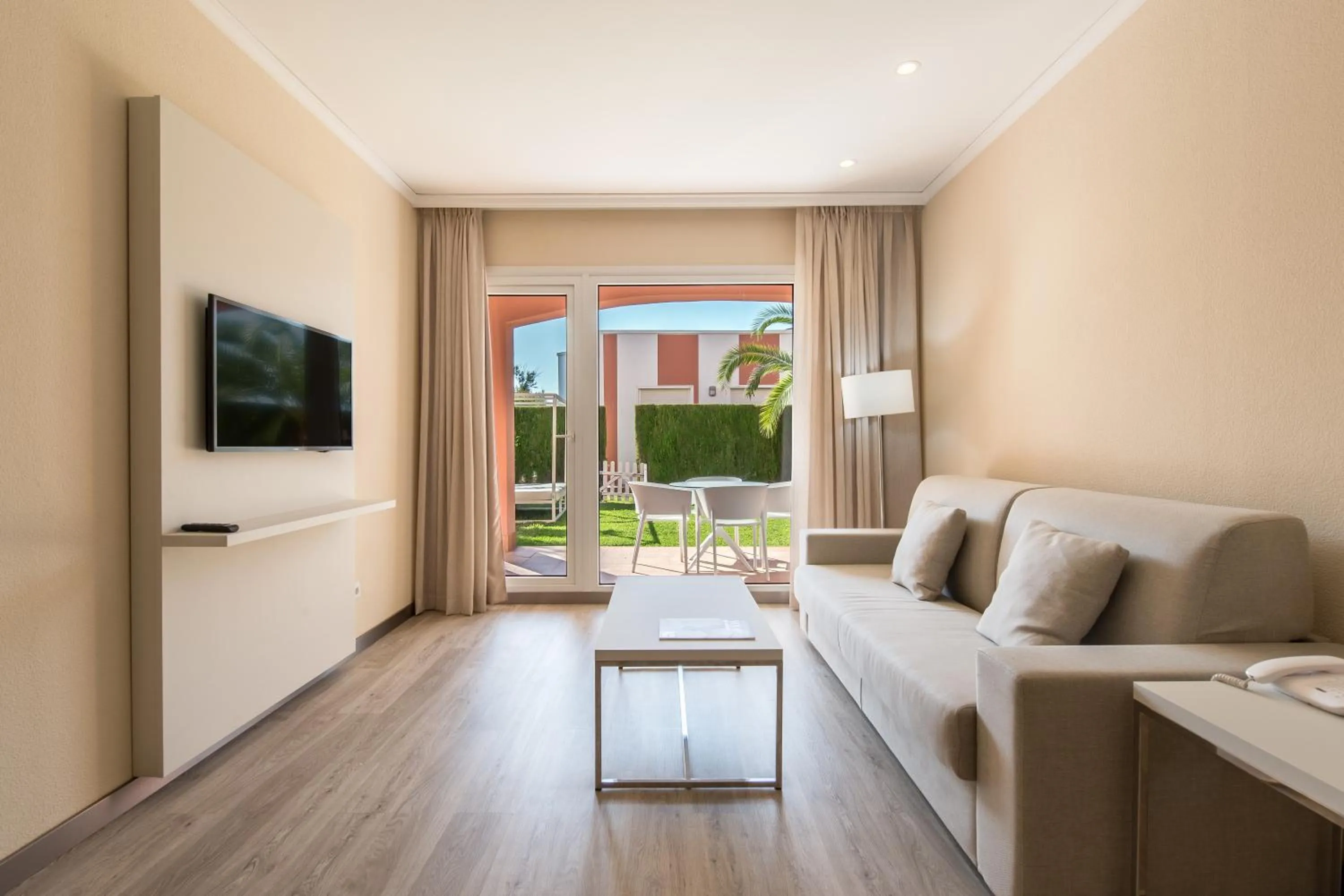 Oliva Nova Beach & Golf Hotel