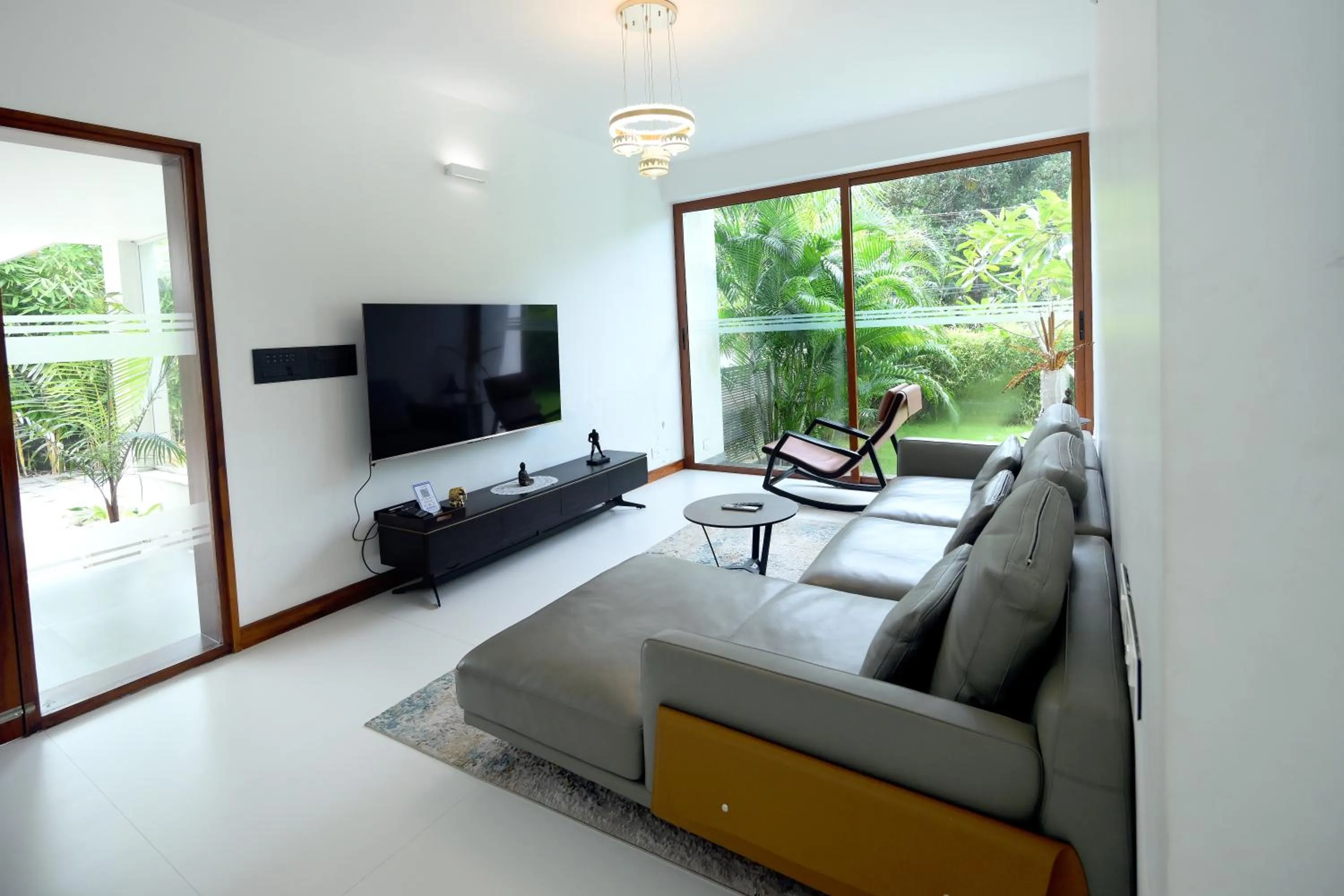 Entertainment in The Meadows