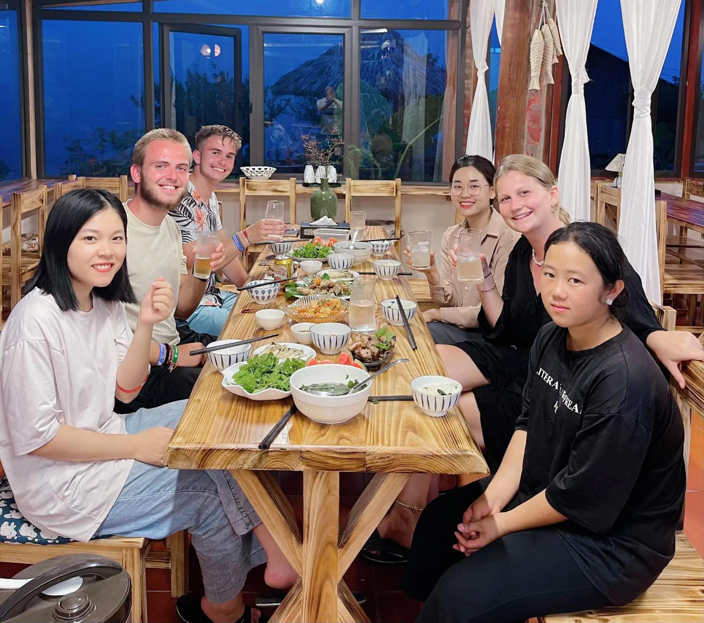 Restaurant/places to eat in Moc Home Sapa