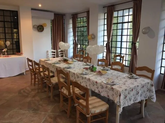 Restaurant/places to eat in Finca Valbono Apartamentos Rurales y Hotel