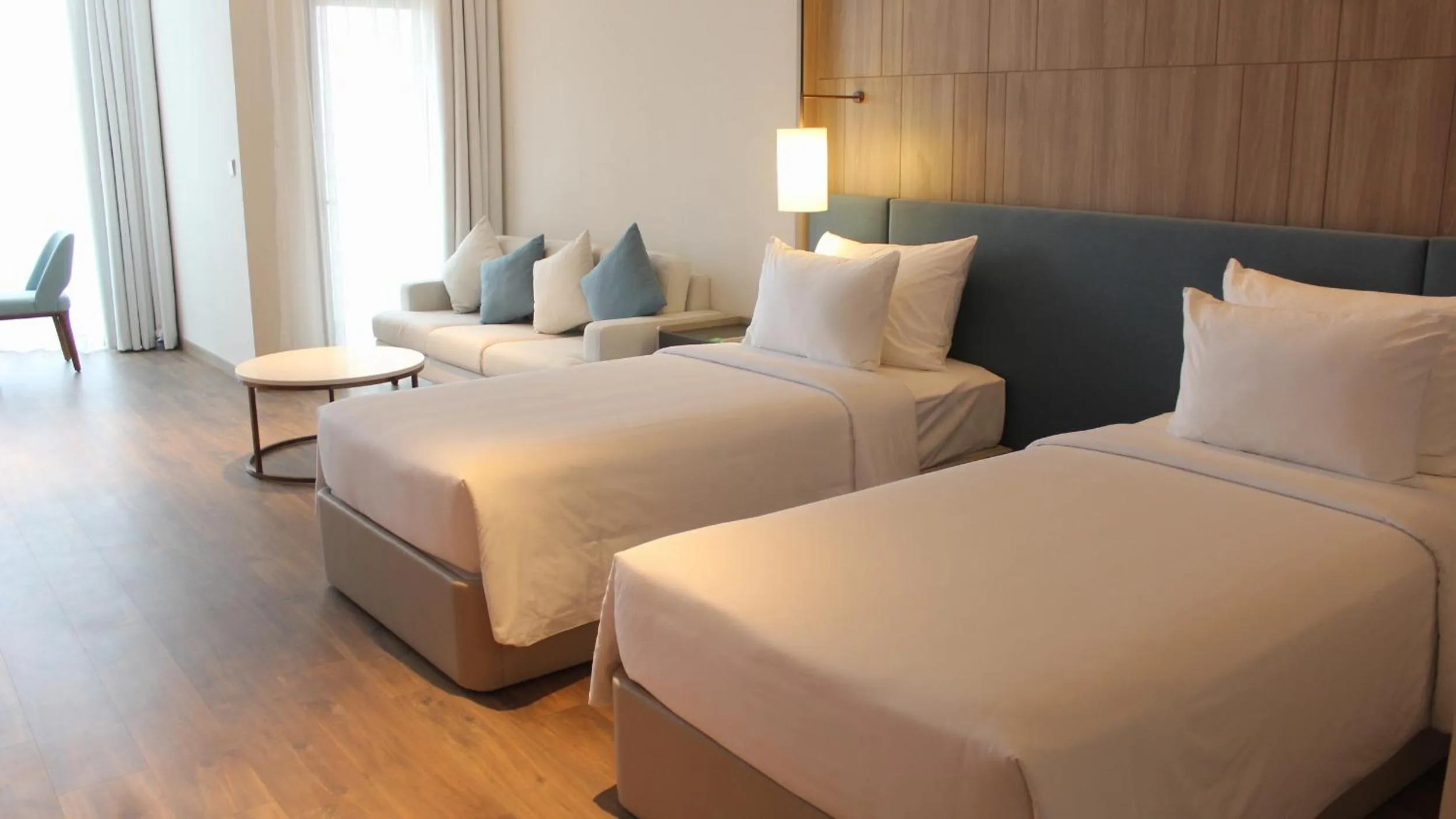 Bedroom, Bed in A La Carte Ha Long Bay Residence