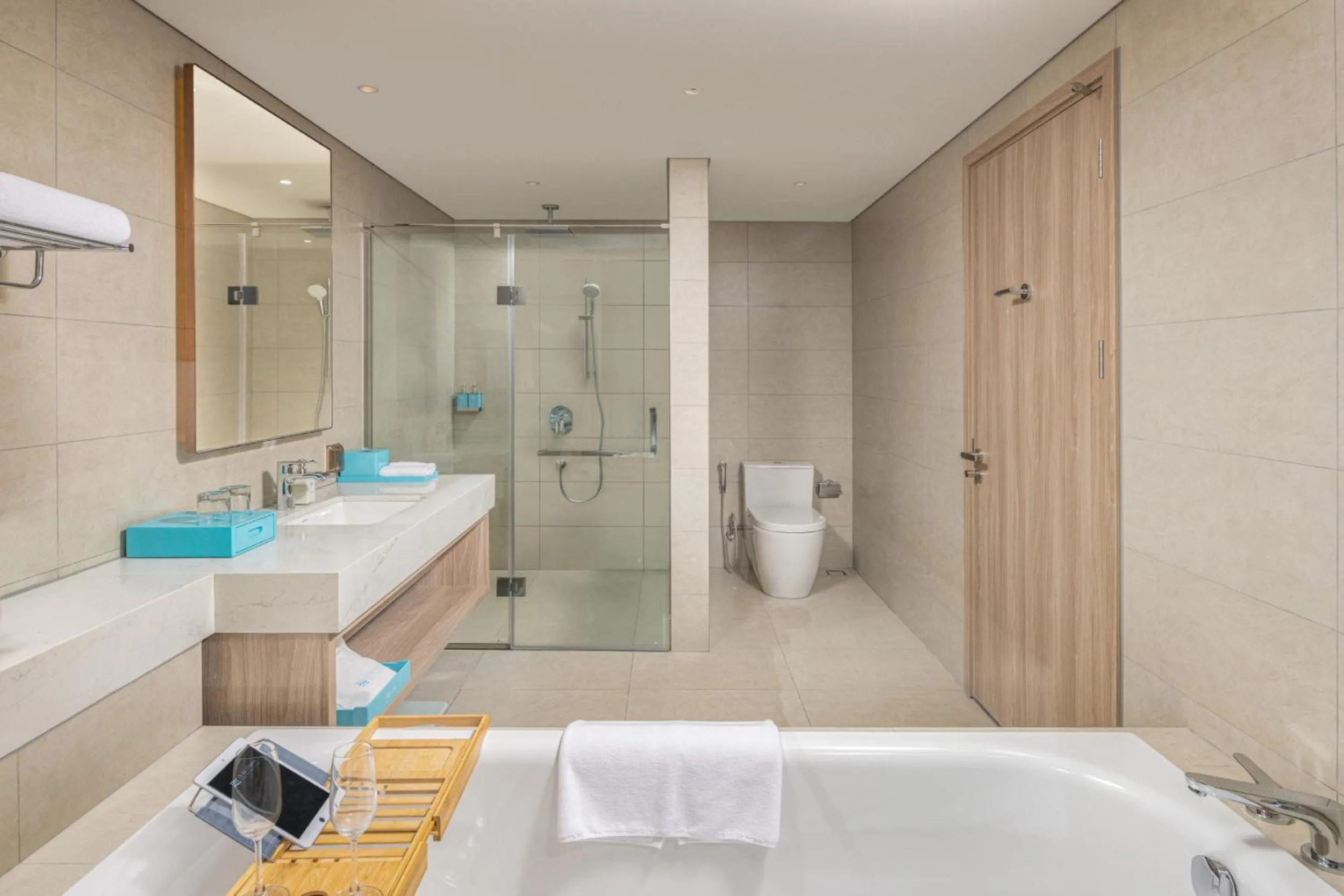 Shower in A La Carte Ha Long Bay Residence
