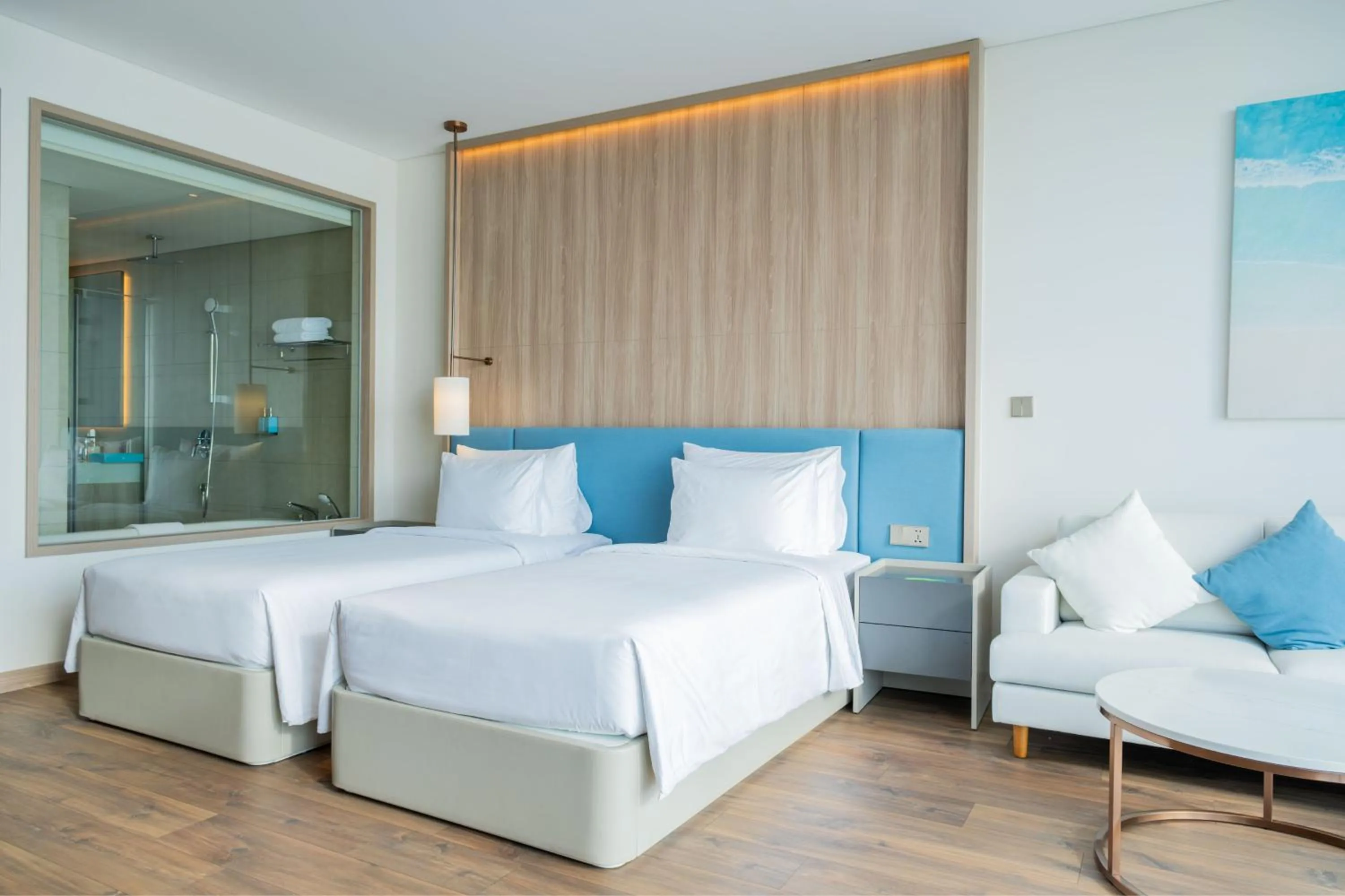 Bed in A La Carte Ha Long Bay Residence